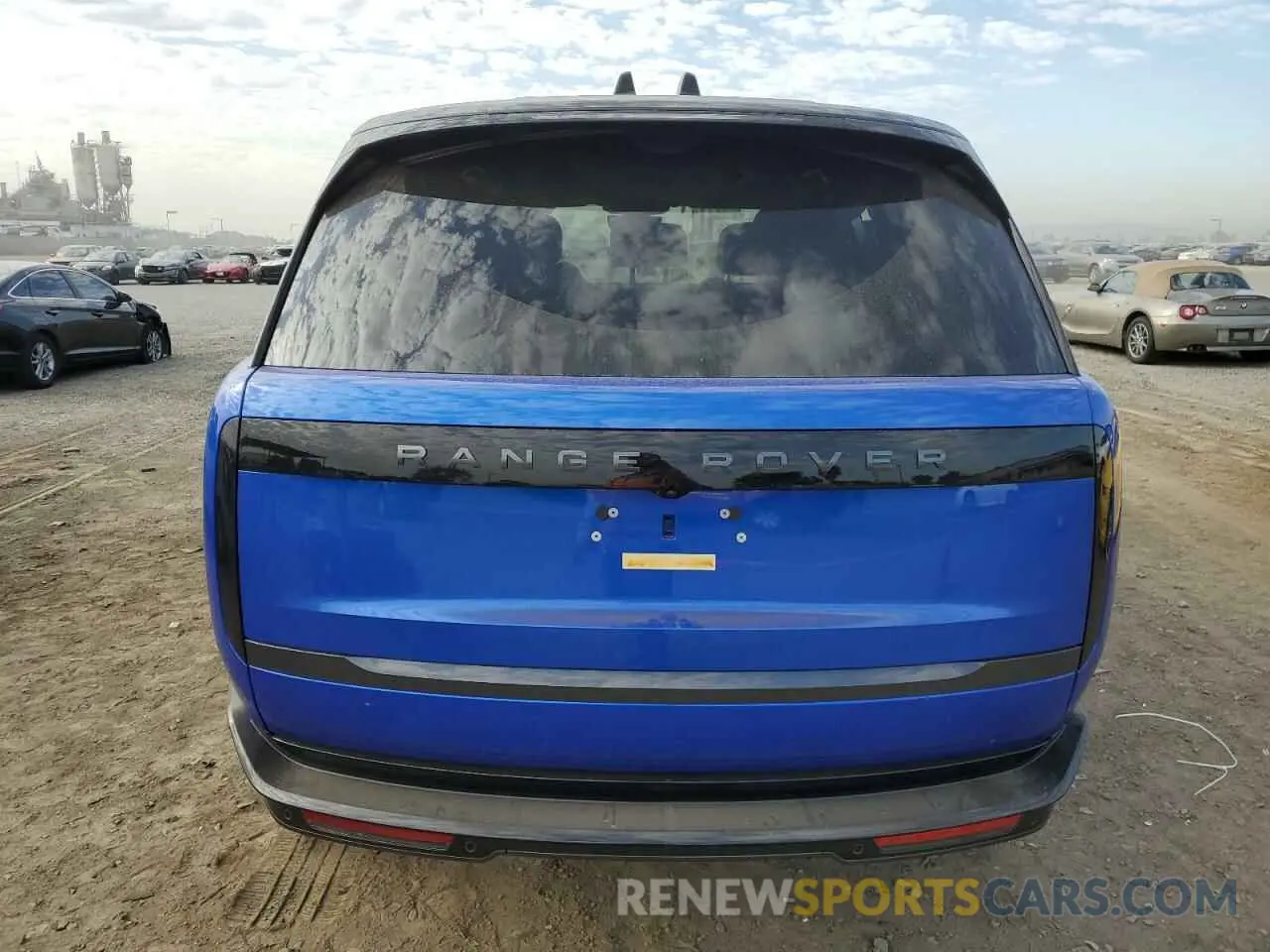 6 Photograph of a damaged car SALKPBFU3RA236023 LAND ROVER RANGEROVER 2024