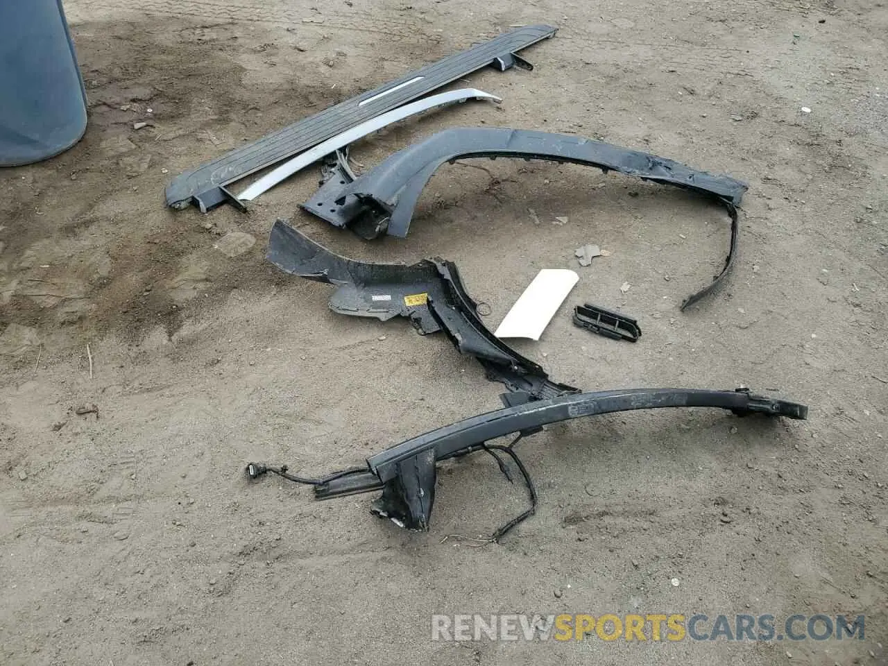 13 Photograph of a damaged car SALKPBFU4RA209767 LAND ROVER RANGEROVER 2024