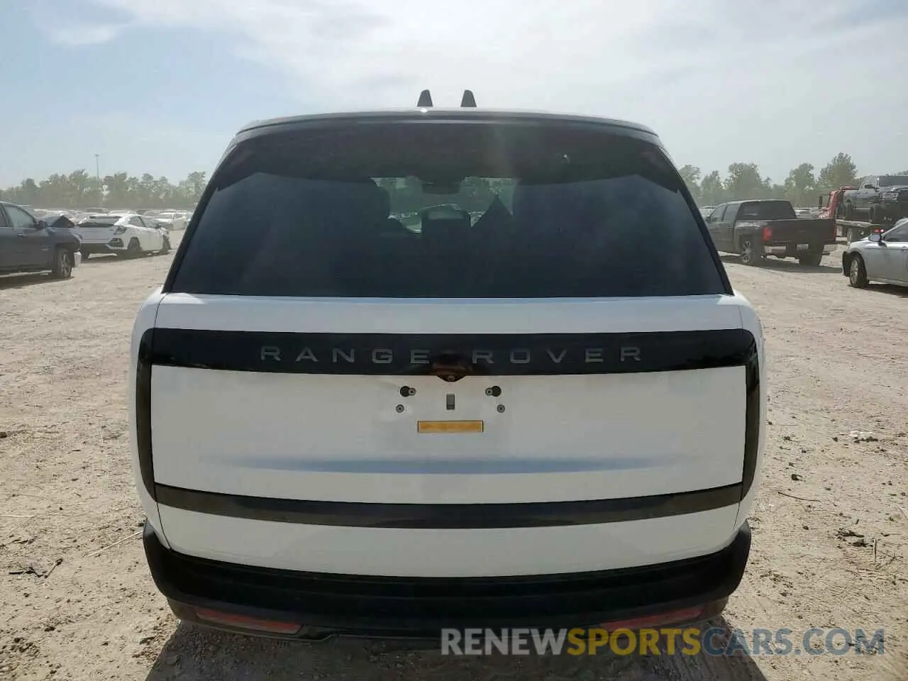 6 Photograph of a damaged car SALKPBFUXRA200006 LAND ROVER RANGEROVER 2024