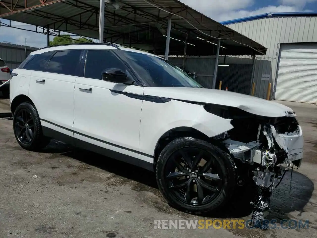 4 Photograph of a damaged car SALYJ2EX2RA386180 LAND ROVER RANGEROVER 2024