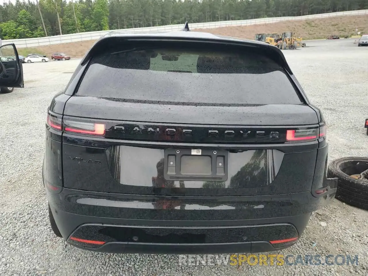 6 Photograph of a damaged car SALYJ2EX3RA388388 LAND ROVER RANGEROVER 2024