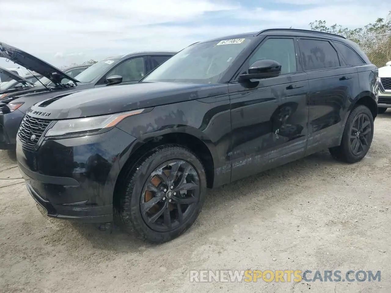1 Photograph of a damaged car SALYJ2EX4RA385399 LAND ROVER RANGEROVER 2024