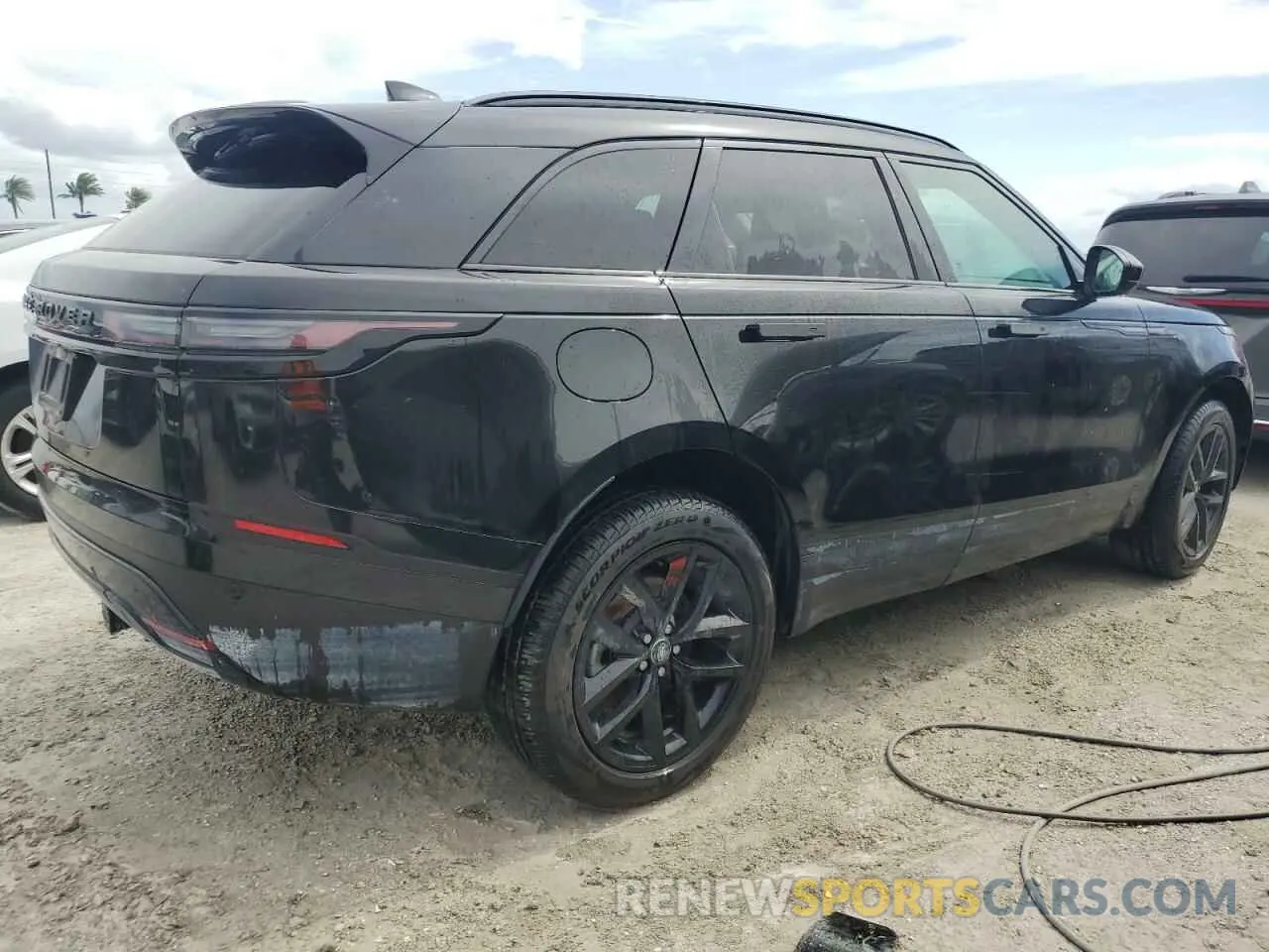 3 Photograph of a damaged car SALYJ2EX4RA385399 LAND ROVER RANGEROVER 2024