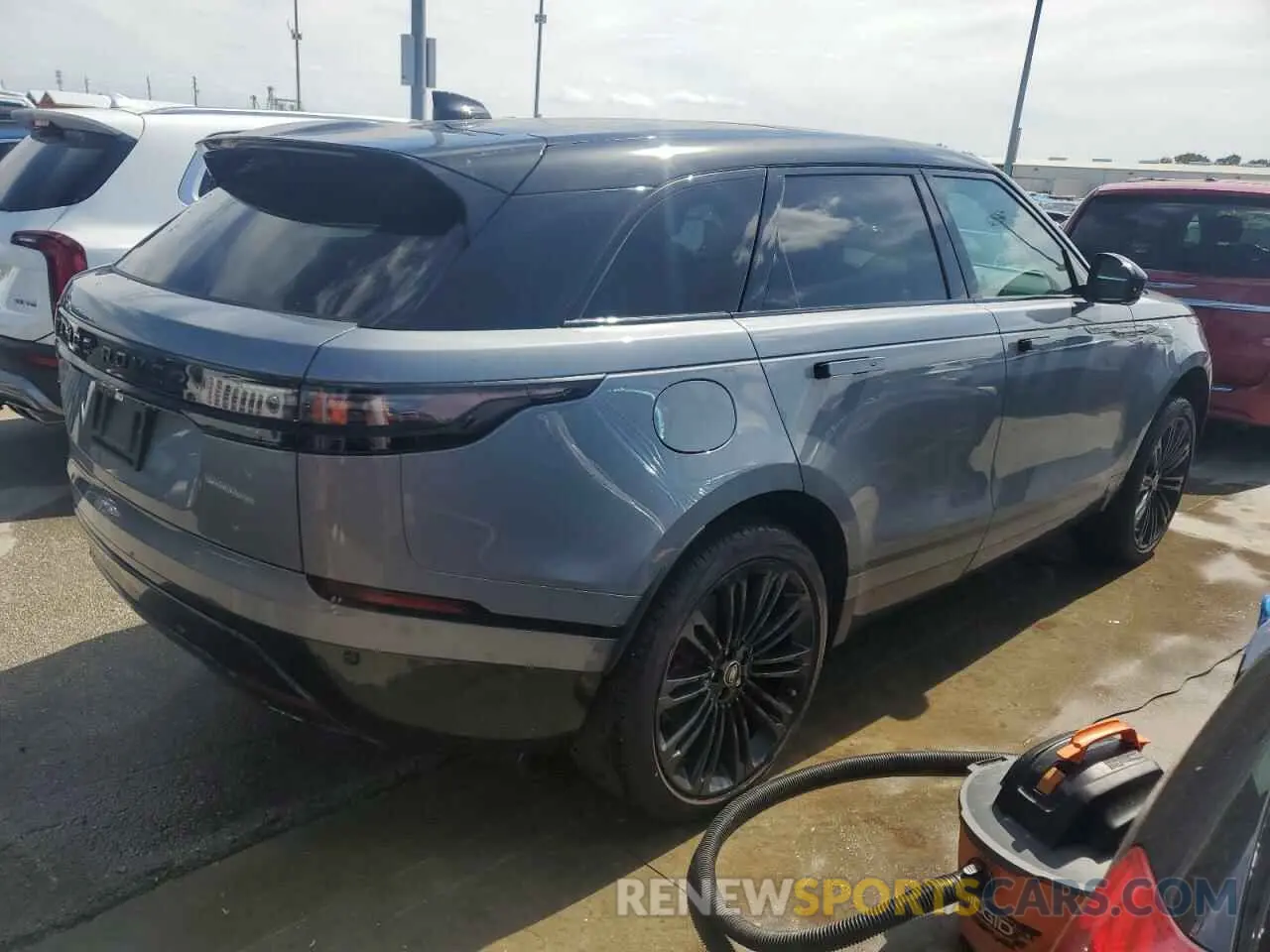 3 Photograph of a damaged car SALYL2EX7RA372768 LAND ROVER RANGEROVER 2024