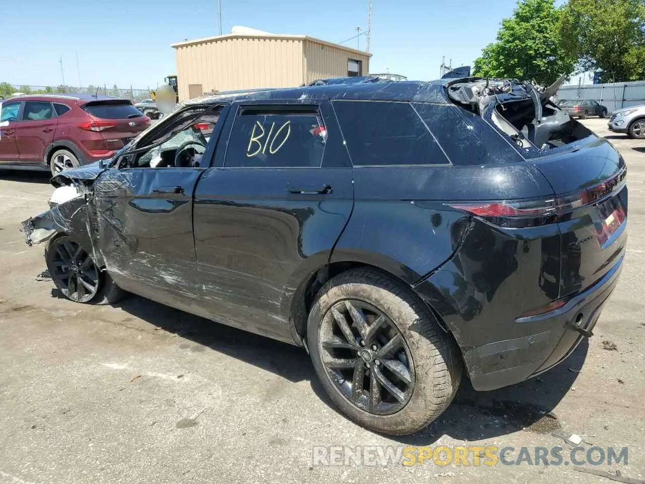 2 Photograph of a damaged car SALZJ2FX8RH261632 LAND ROVER RANGEROVER 2024