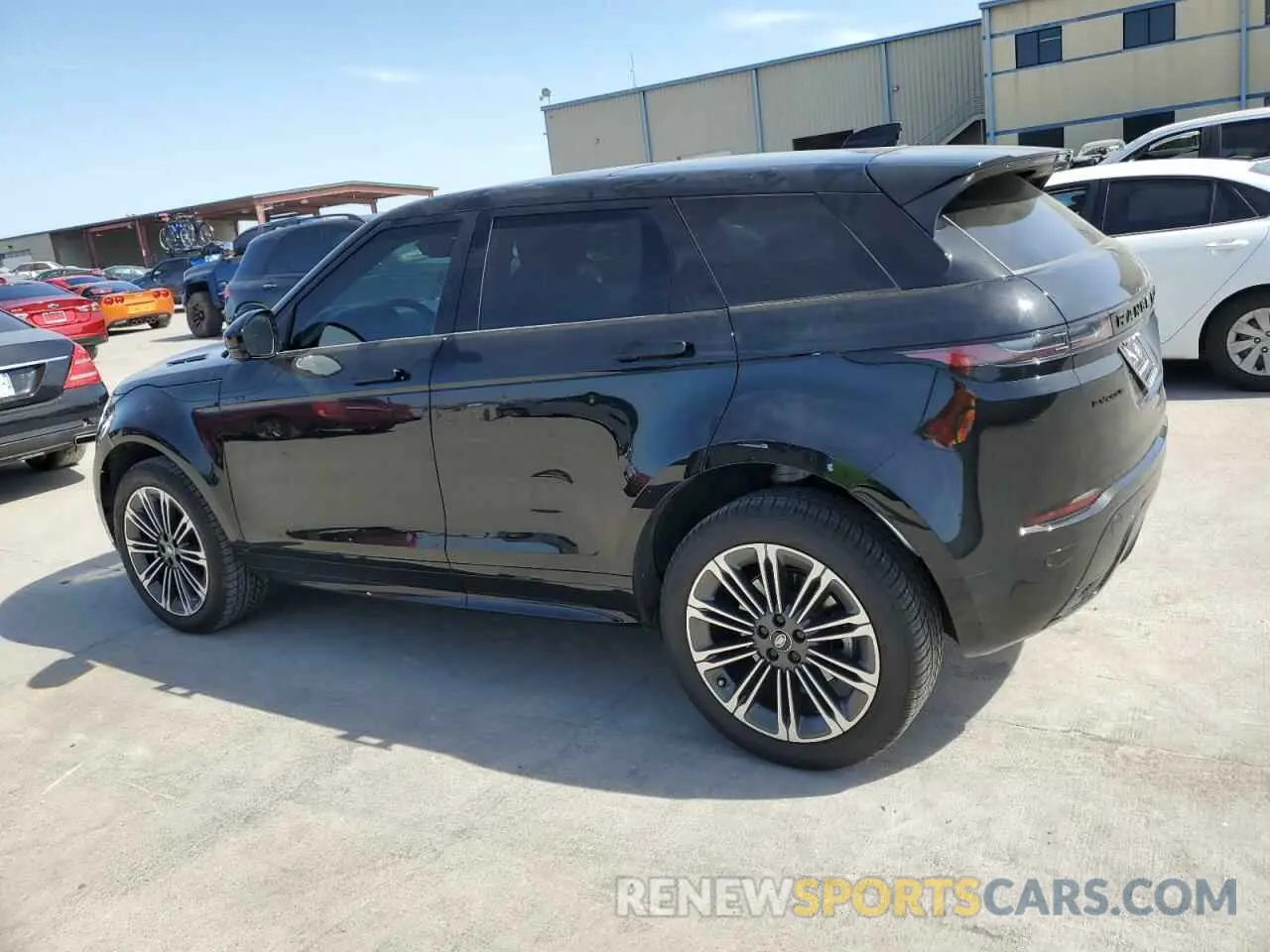 2 Photograph of a damaged car SALZL2FX1RH236730 LAND ROVER RANGEROVER 2024