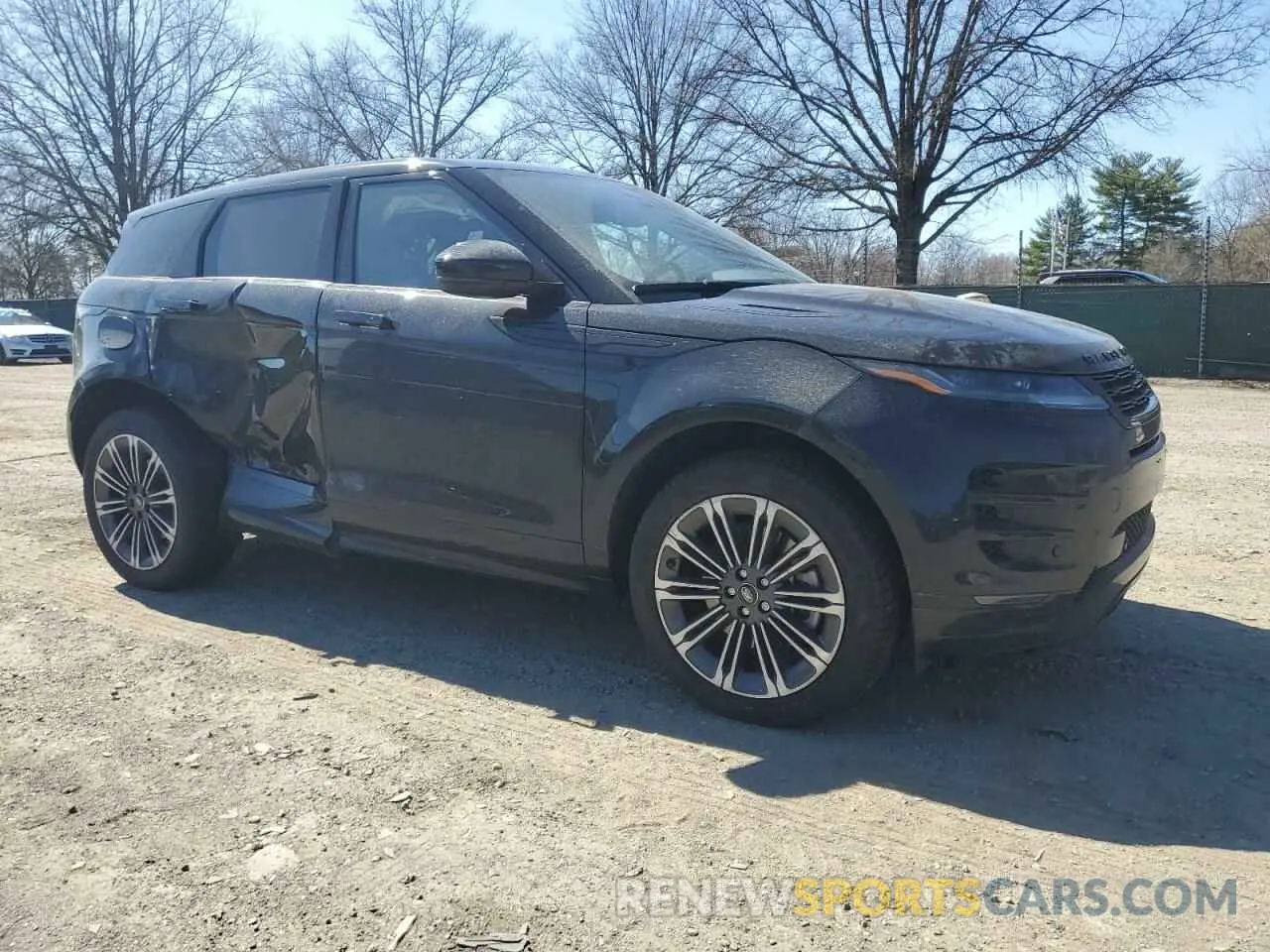 4 Photograph of a damaged car SALZL2FX1RH243547 LAND ROVER RANGEROVER 2024