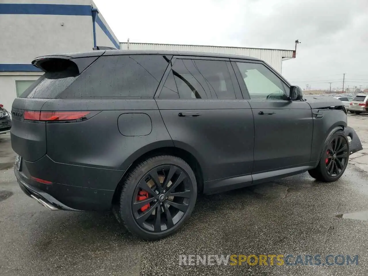 3 Photograph of a damaged car SAL1L9E93SA424804 LAND ROVER RANGEROVER 2025