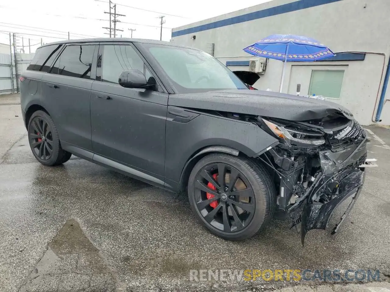 4 Photograph of a damaged car SAL1L9E93SA424804 LAND ROVER RANGEROVER 2025