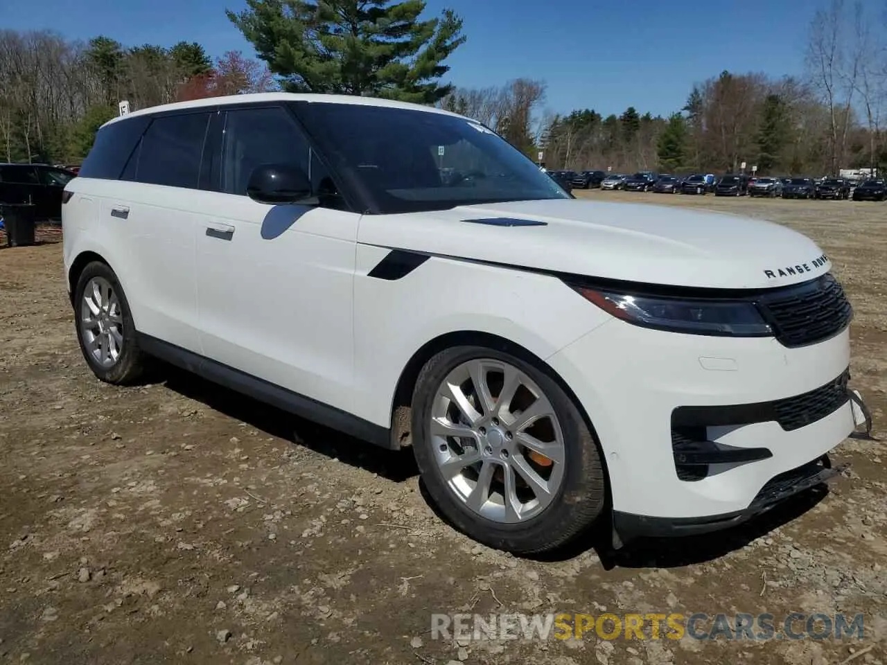 4 Photograph of a damaged car SAL1P9EU1SA459057 LAND ROVER RANGEROVER 2025
