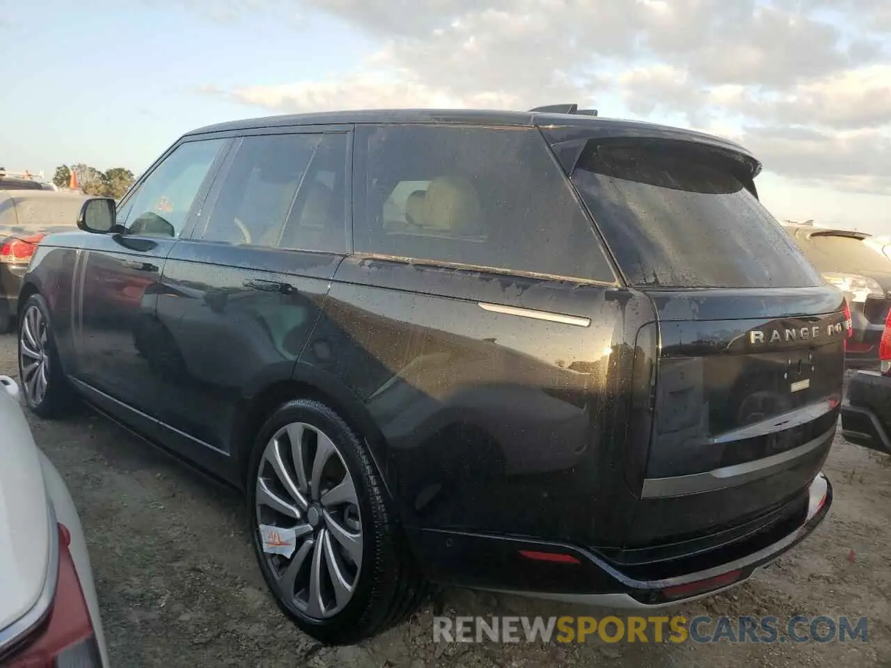 2 Photograph of a damaged car SALKP9E92SA257568 LAND ROVER RANGEROVER 2025