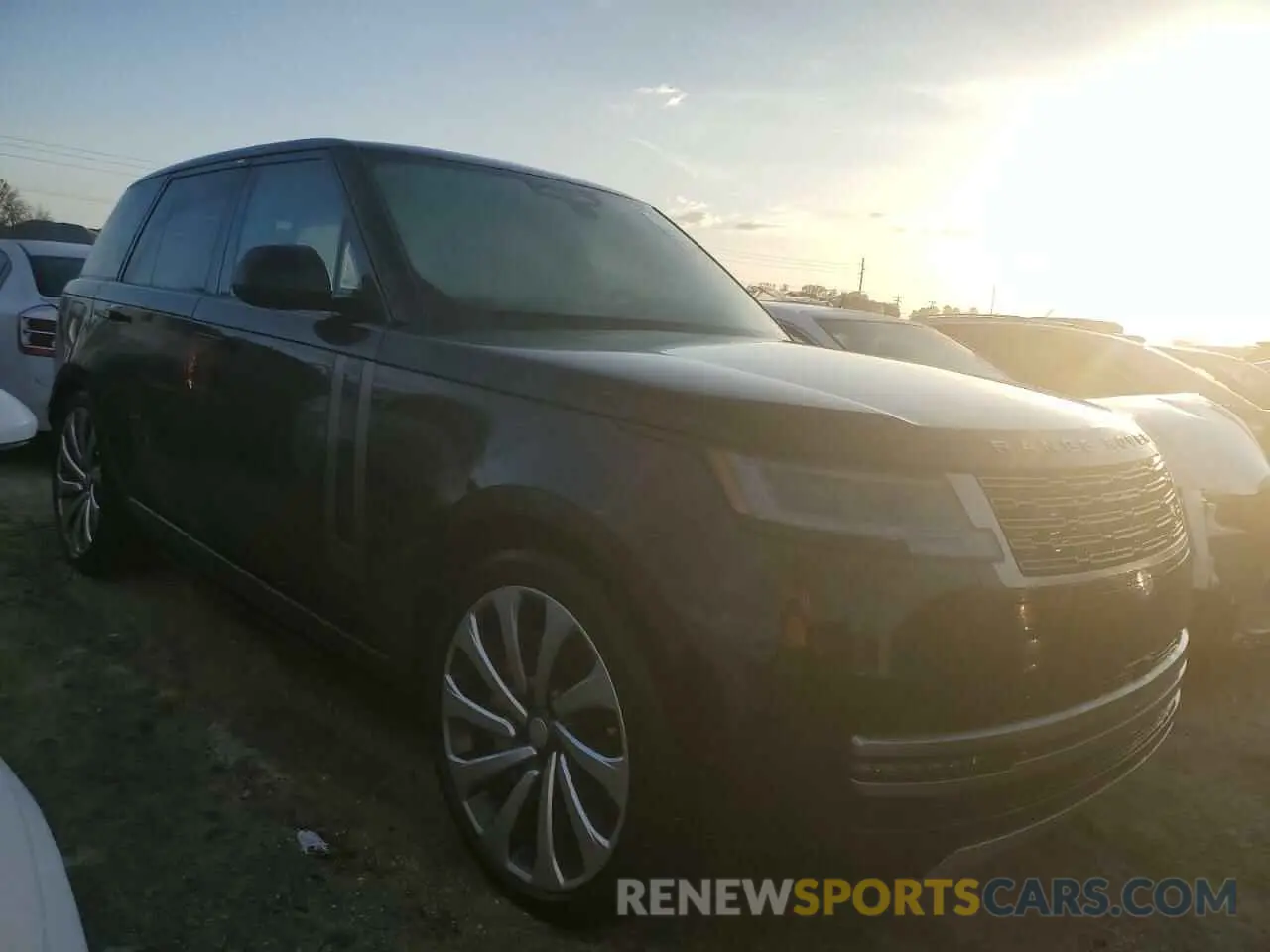 4 Photograph of a damaged car SALKP9E92SA257568 LAND ROVER RANGEROVER 2025