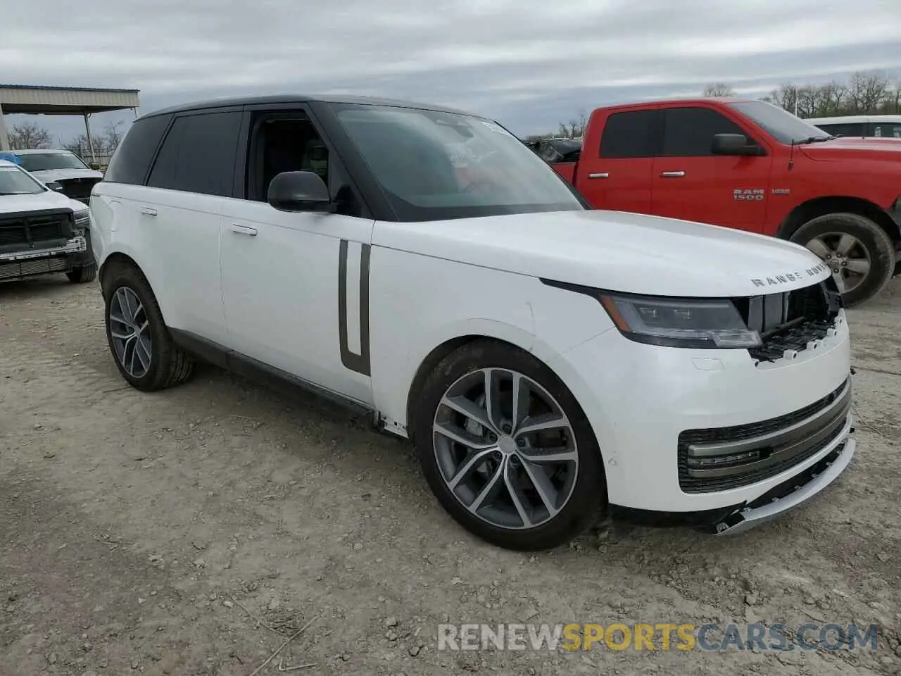 4 Photograph of a damaged car SALKP9FU3SA280652 LAND ROVER RANGEROVER 2025