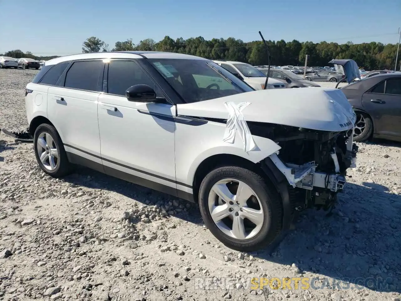 4 Photograph of a damaged car SALYJ2EX7SA391784 LAND ROVER RANGEROVER 2025