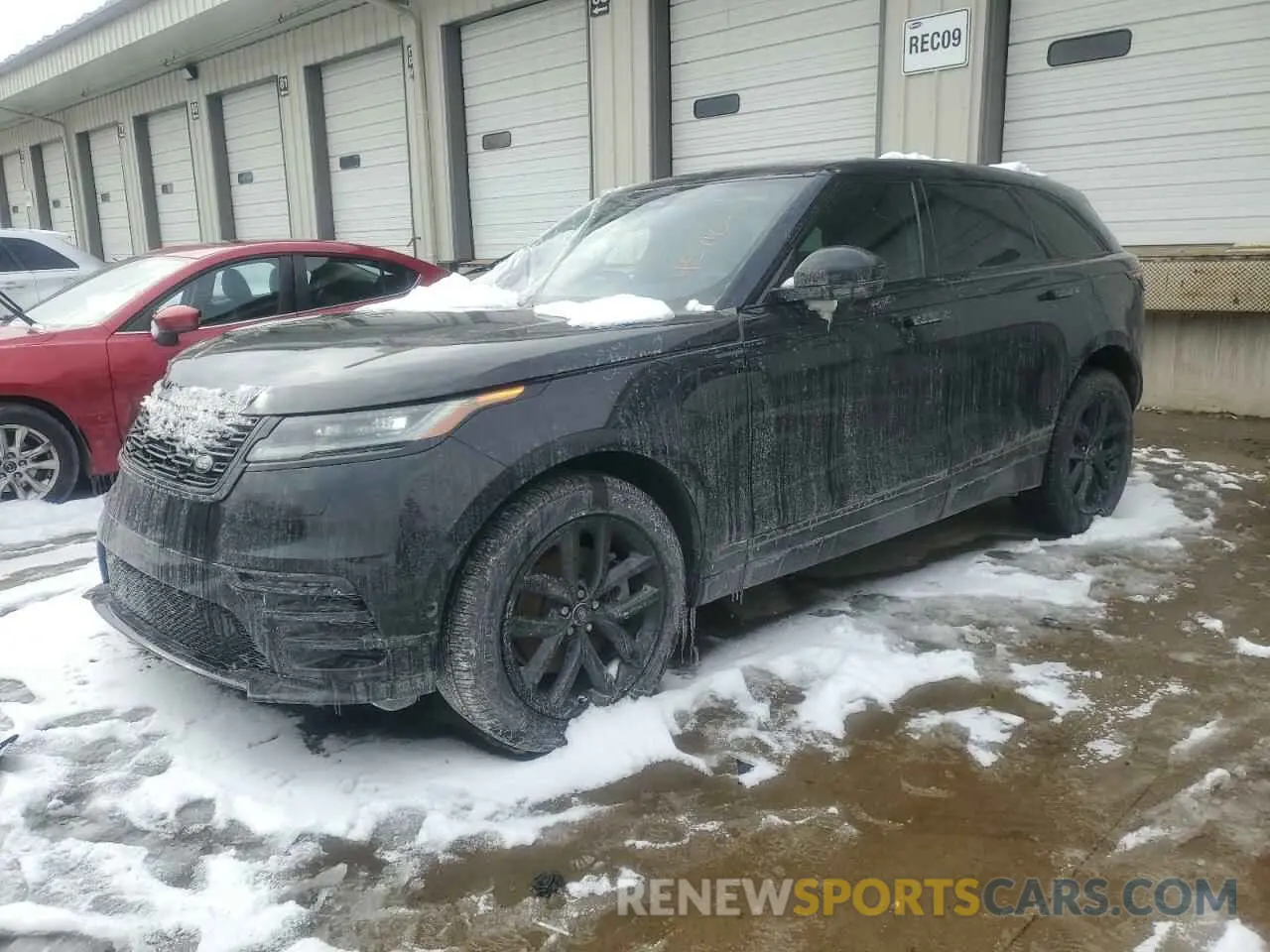 1 Photograph of a damaged car SALYL2EX2SA394053 LAND ROVER RANGEROVER 2025