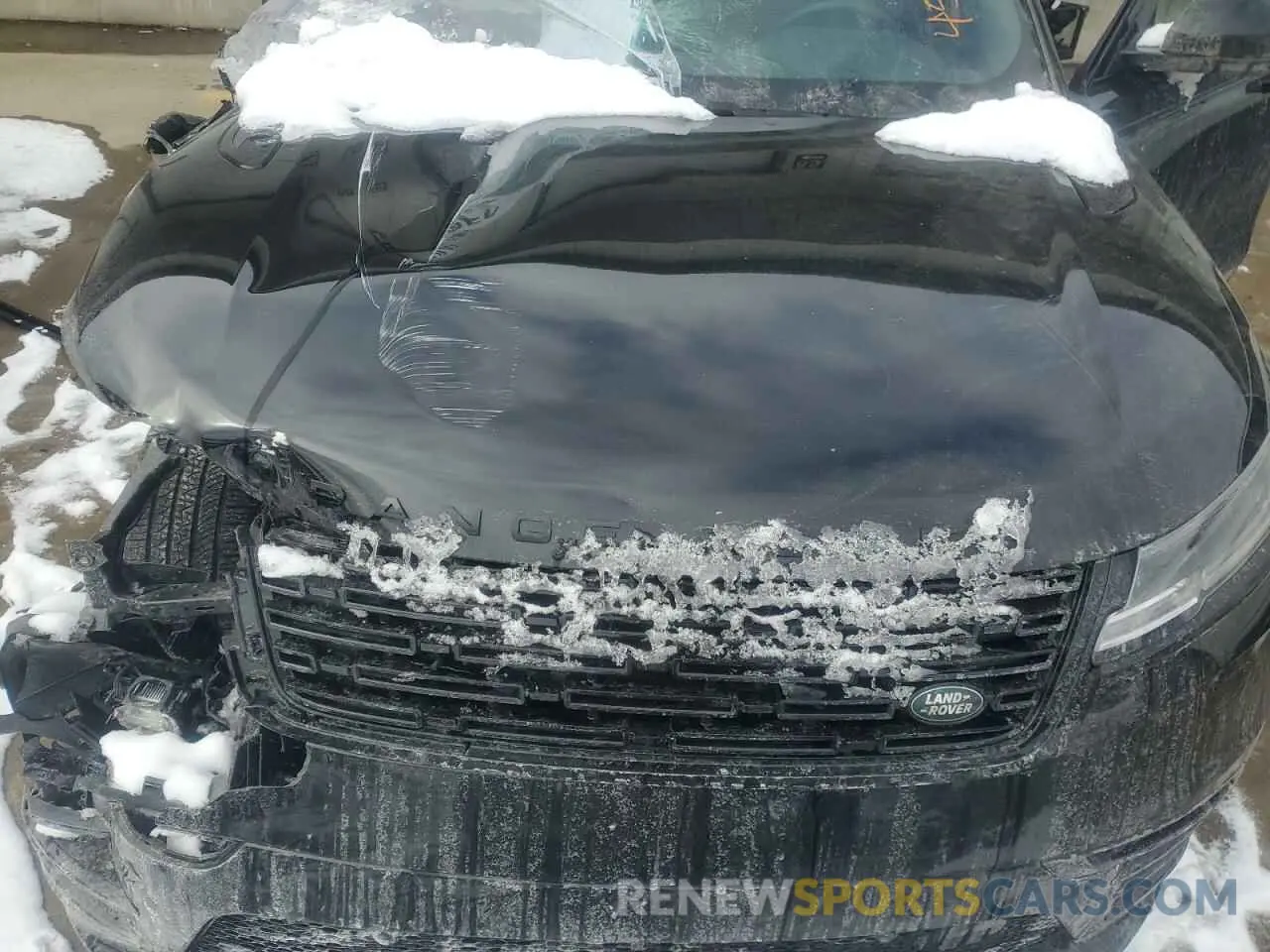 12 Photograph of a damaged car SALYL2EX2SA394053 LAND ROVER RANGEROVER 2025