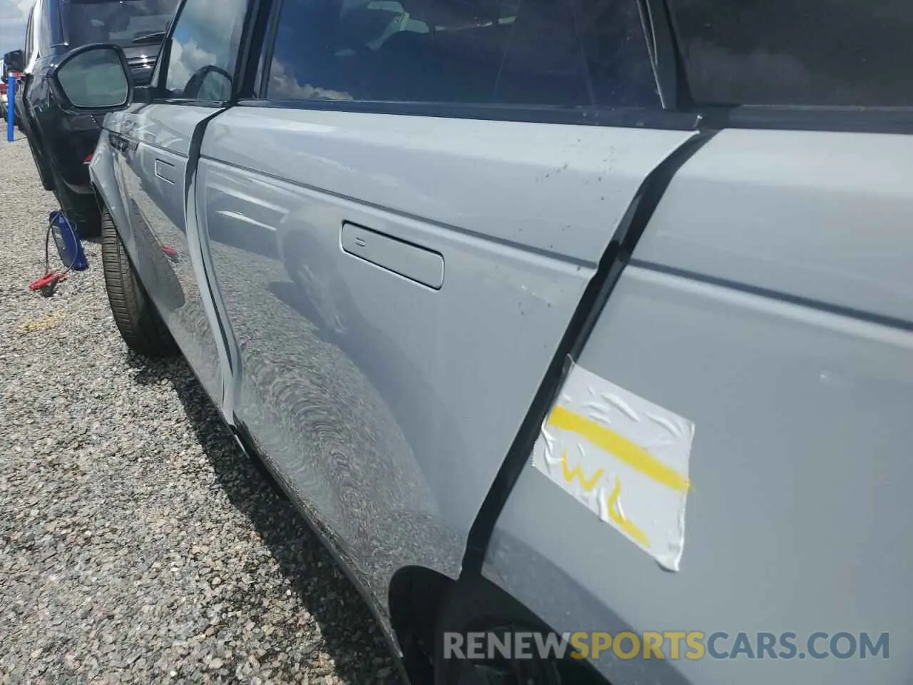 13 Photograph of a damaged car SALYL2EX9SA393675 LAND ROVER RANGEROVER 2025