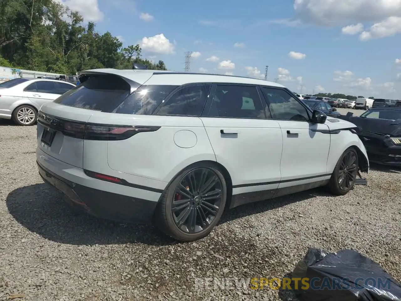 3 Photograph of a damaged car SALYL2EXXSA393426 LAND ROVER RANGEROVER 2025