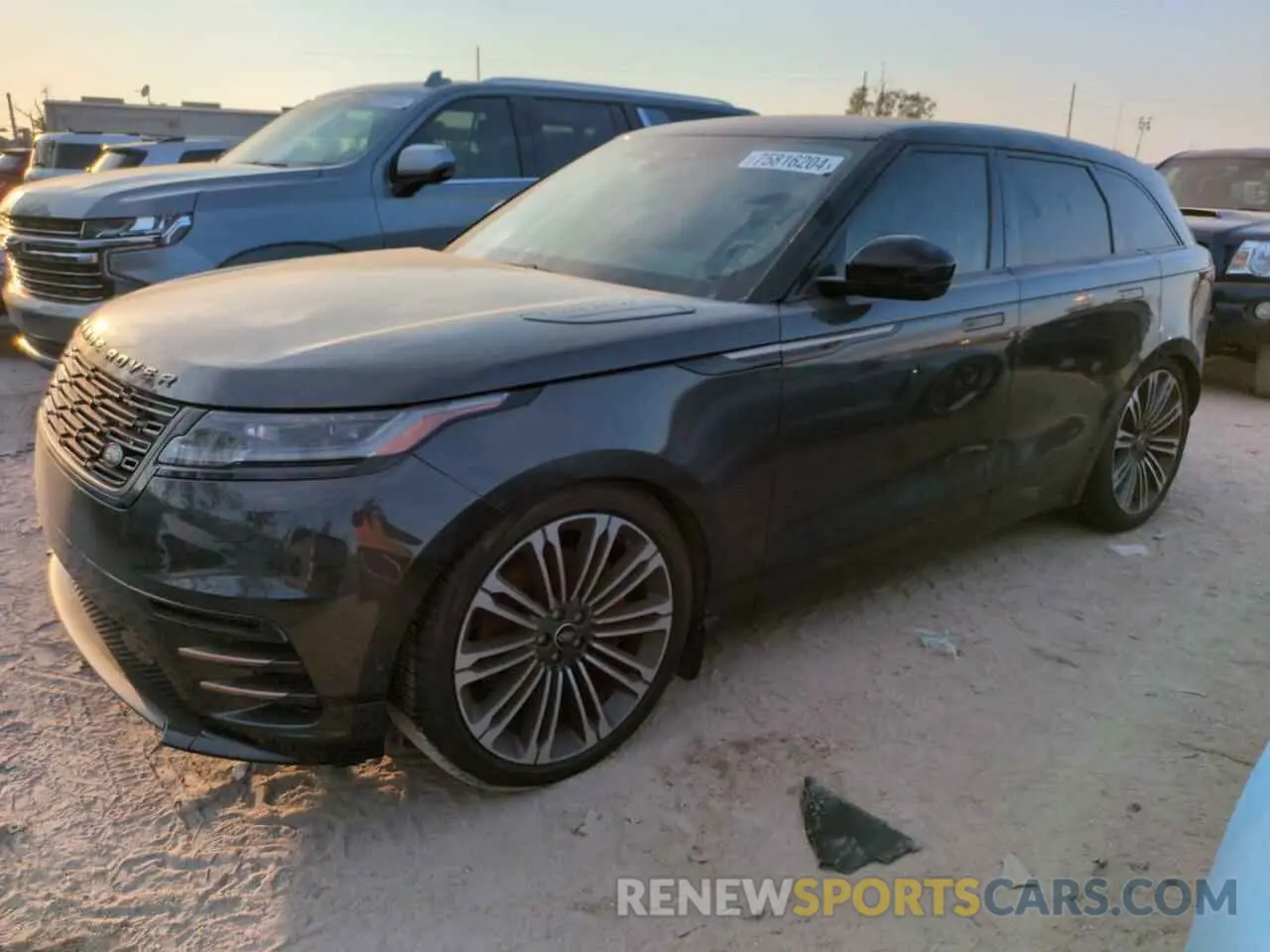 1 Photograph of a damaged car SALYL2FU8SA396426 LAND ROVER RANGEROVER 2025