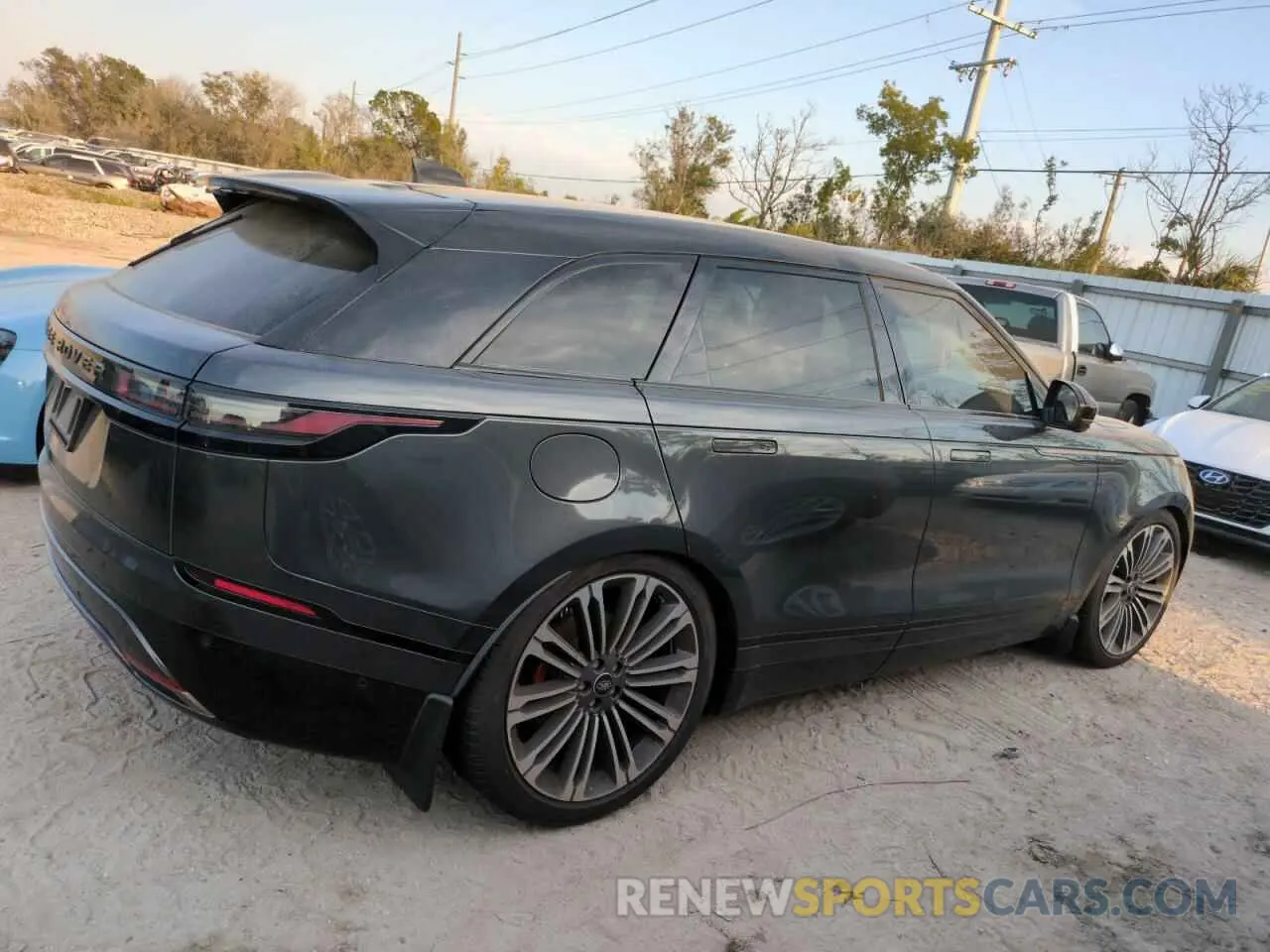3 Photograph of a damaged car SALYL2FU8SA396426 LAND ROVER RANGEROVER 2025