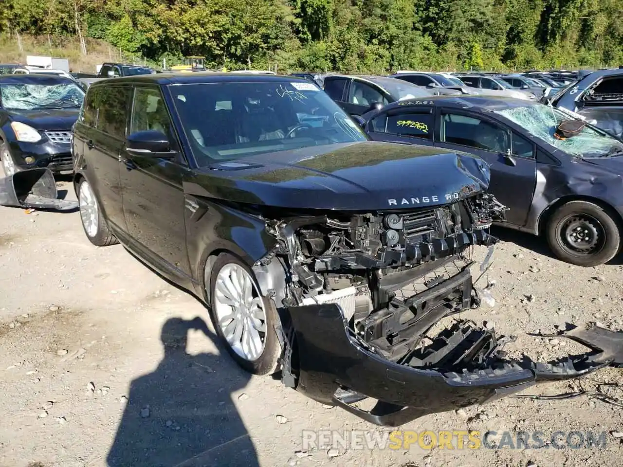 1 Photograph of a damaged car SALWR2RU2KA875782 LAND ROVER ROVERSPORT 2019