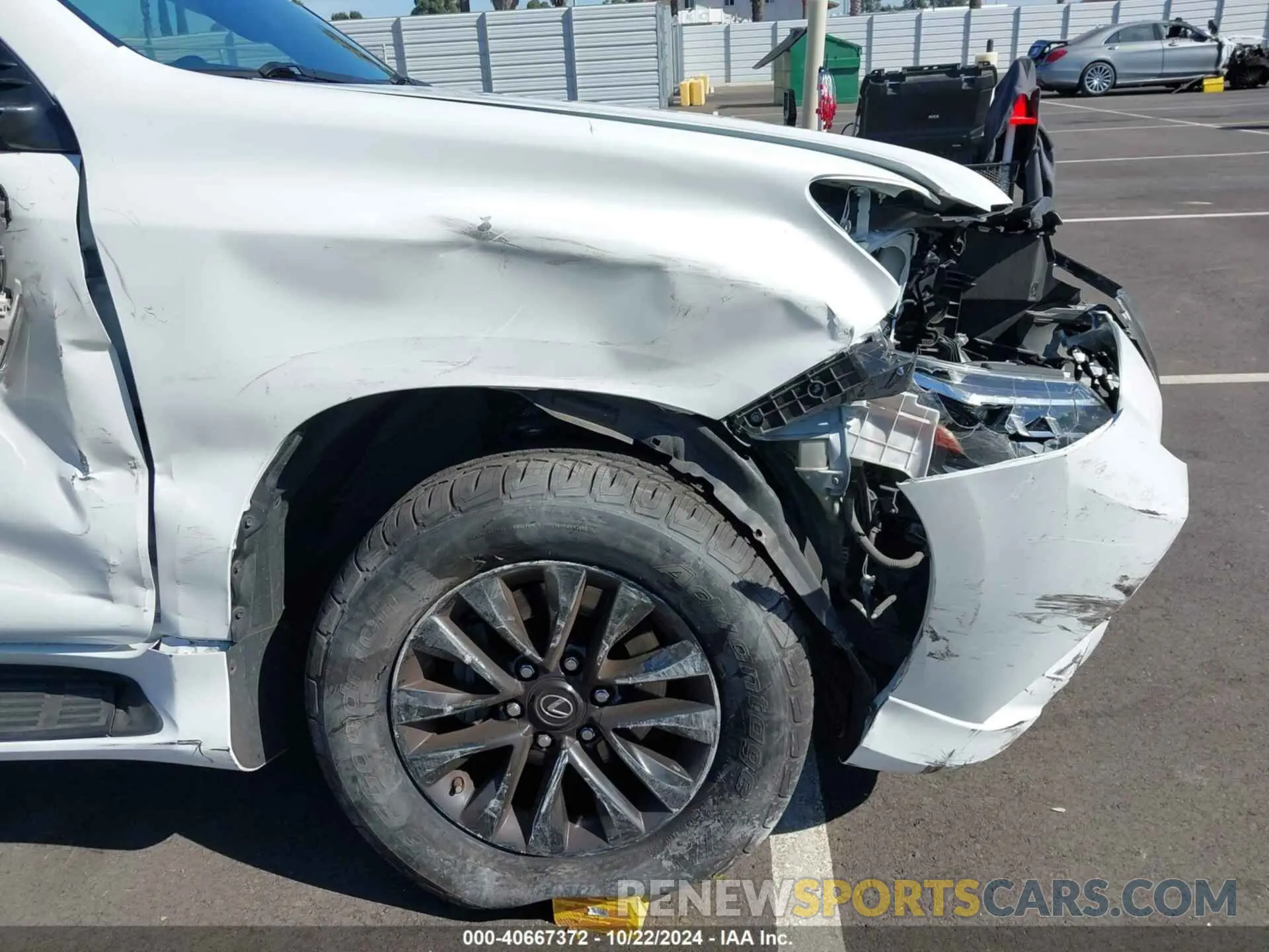 17 Photograph of a damaged car JTJAM7BX1L5254932 LEXUS 460 2020