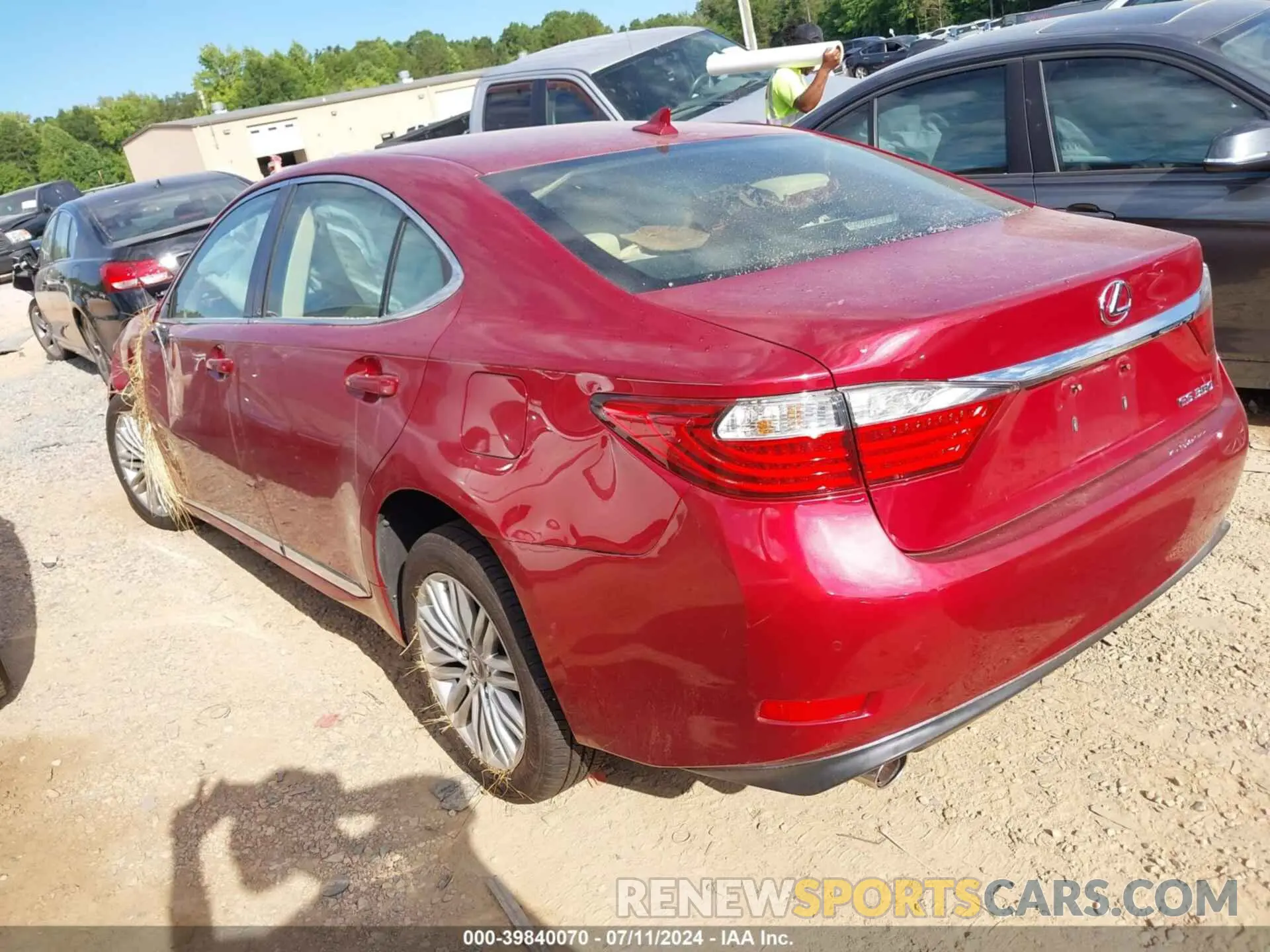 3 Photograph of a damaged car JTHBK1GG0E2146162 LEXUS ES 2014