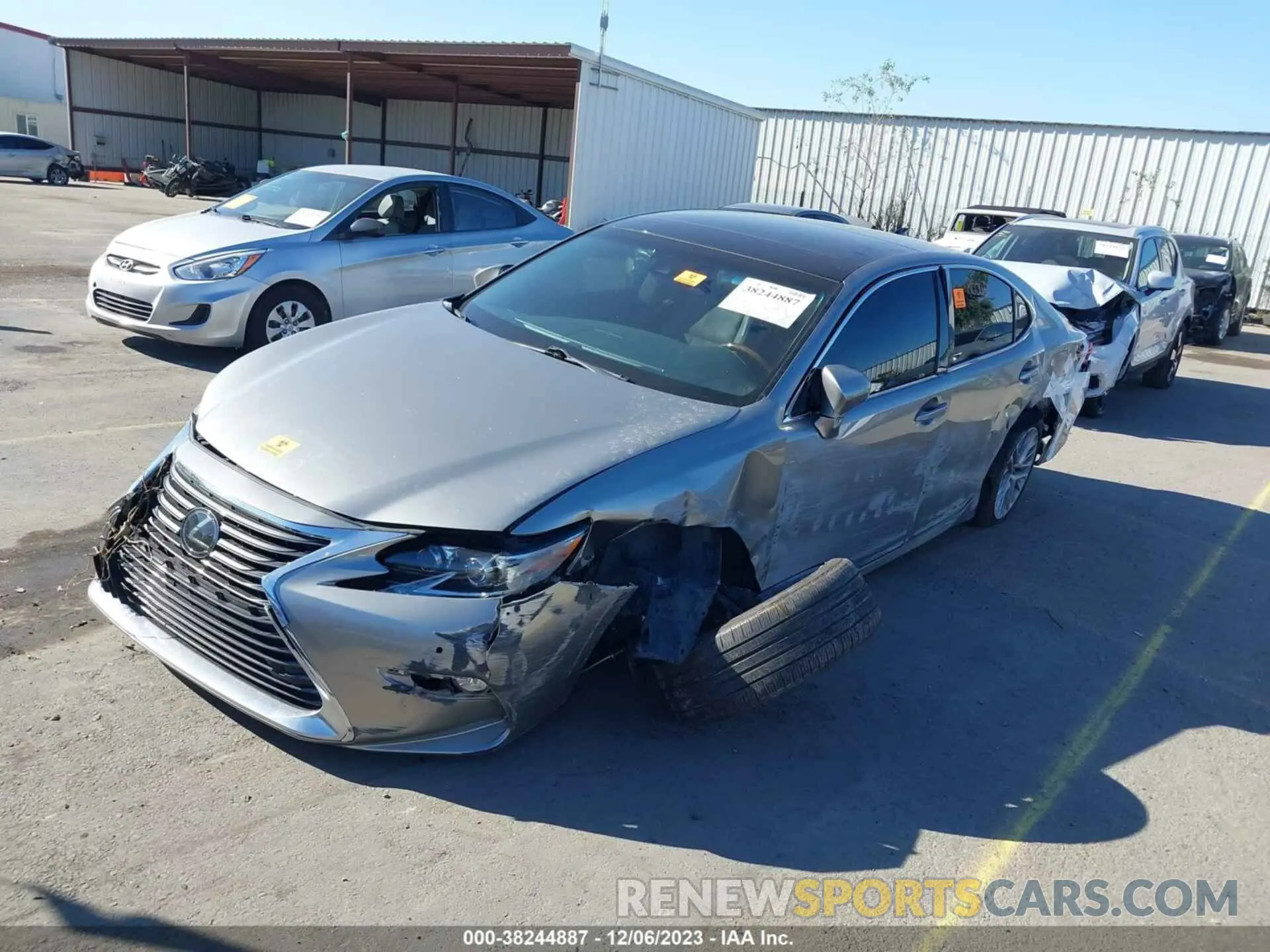 6 Photograph of a damaged car 58ABK1GG4HU046290 LEXUS ES 2017