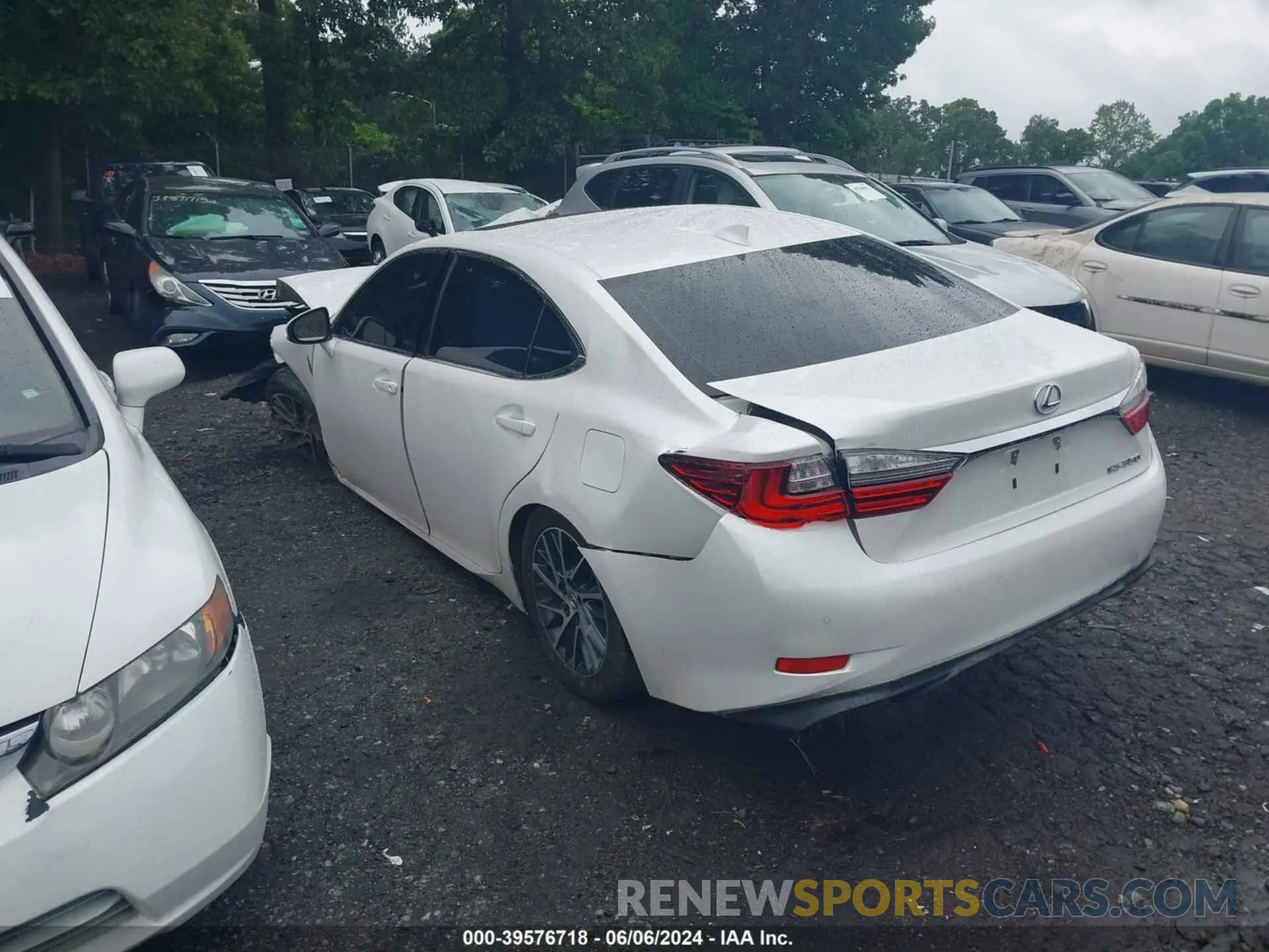 3 Photograph of a damaged car 58ABK1GG6HU078934 LEXUS ES 2017