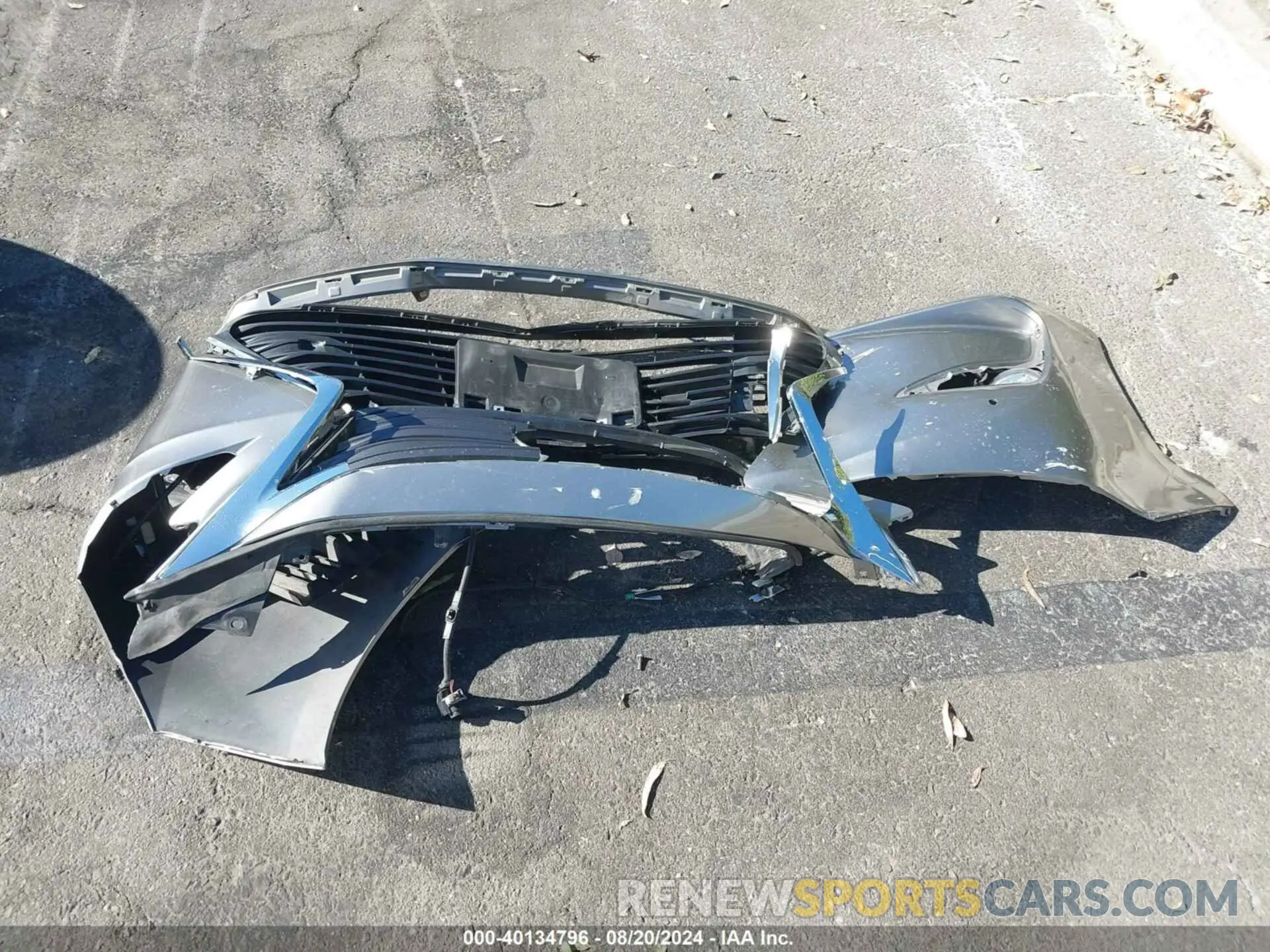 12 Photograph of a damaged car 58ABK1GG4JU080817 LEXUS ES 2018