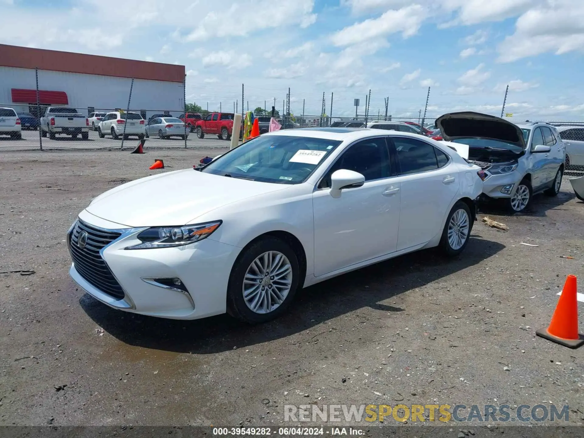 2 Photograph of a damaged car 58ABK1GG7JU089480 LEXUS ES 2018