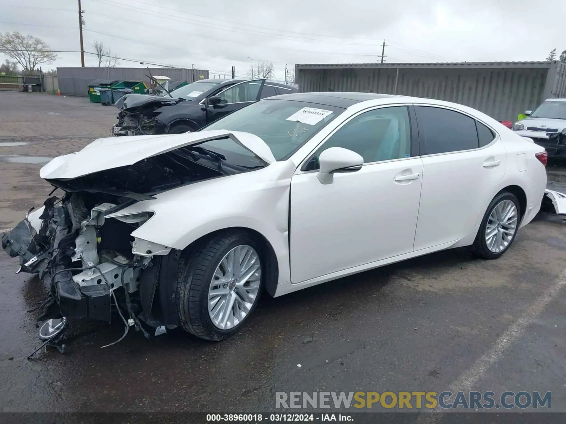 2 Photograph of a damaged car 58ABK1GG9JU105842 LEXUS ES 2018