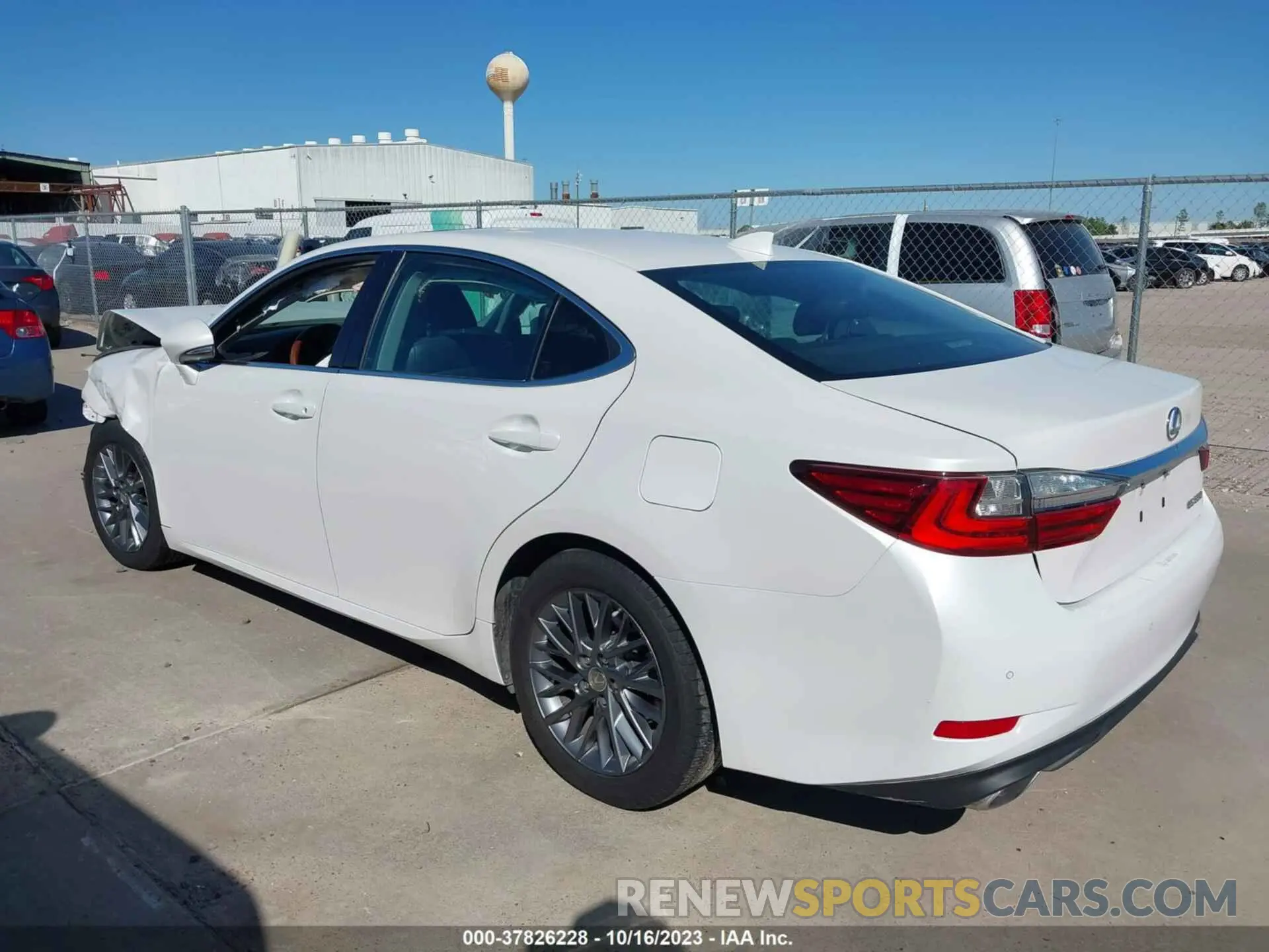 15 Photograph of a damaged car 58ABK1GG9JU114766 LEXUS ES 2018