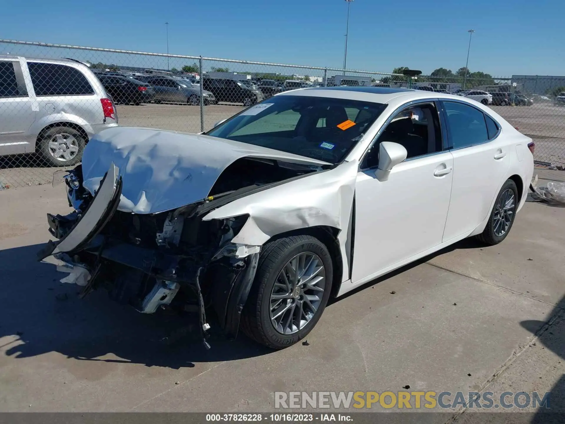2 Photograph of a damaged car 58ABK1GG9JU114766 LEXUS ES 2018