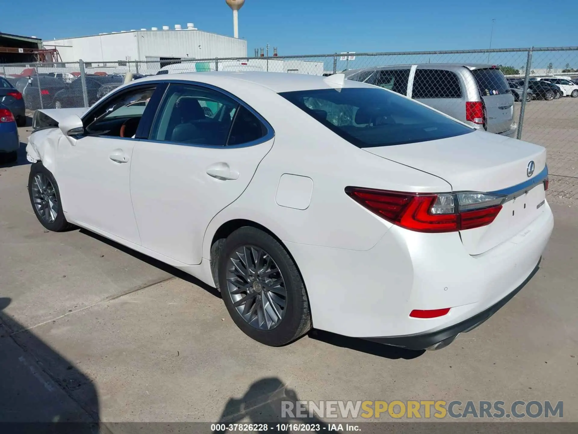 3 Photograph of a damaged car 58ABK1GG9JU114766 LEXUS ES 2018