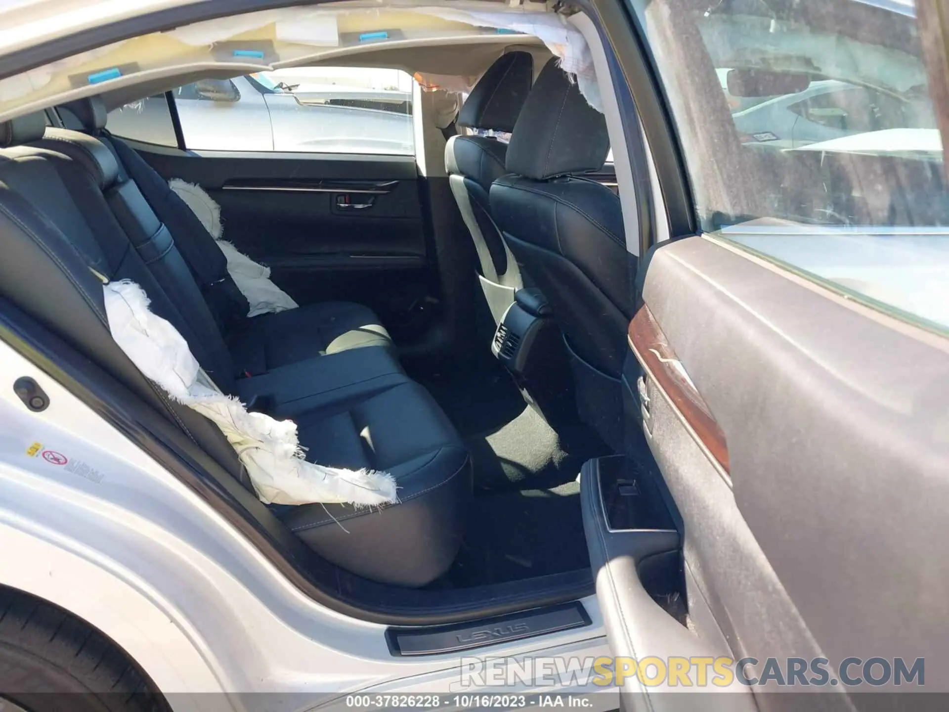 8 Photograph of a damaged car 58ABK1GG9JU114766 LEXUS ES 2018