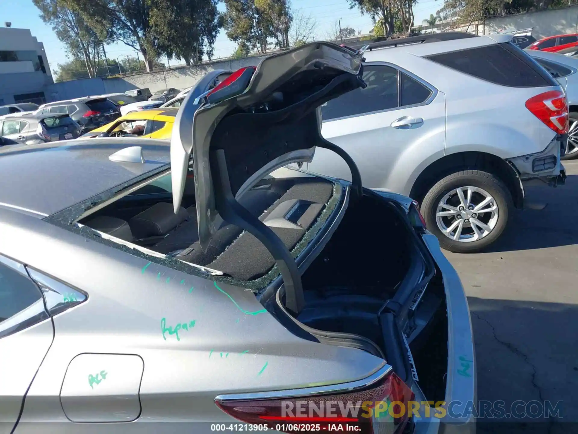 6 Photograph of a damaged car 58AB21B13KU001514 LEXUS ES 2019