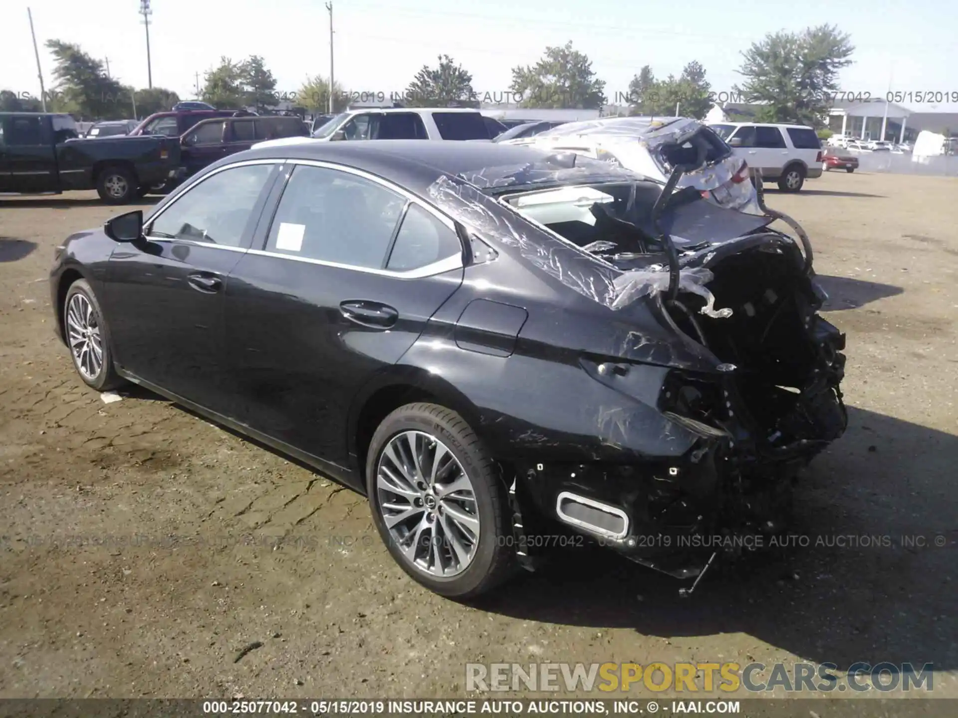 3 Photograph of a damaged car 58ABZ1B10KU011672 LEXUS ES 2019