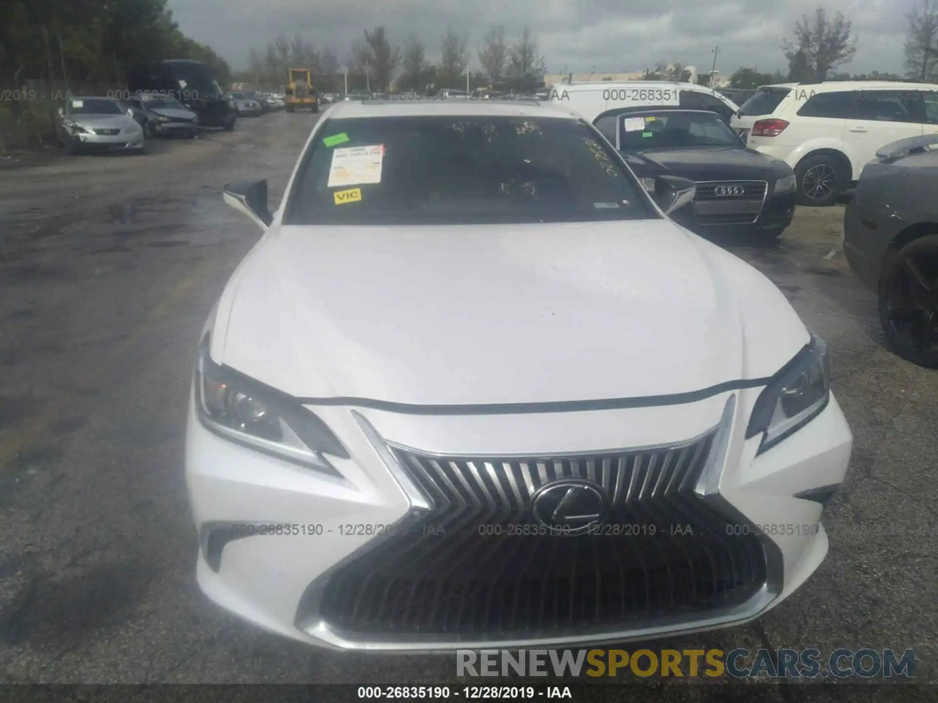 6 Photograph of a damaged car 58ABZ1B10KU027581 LEXUS ES 2019