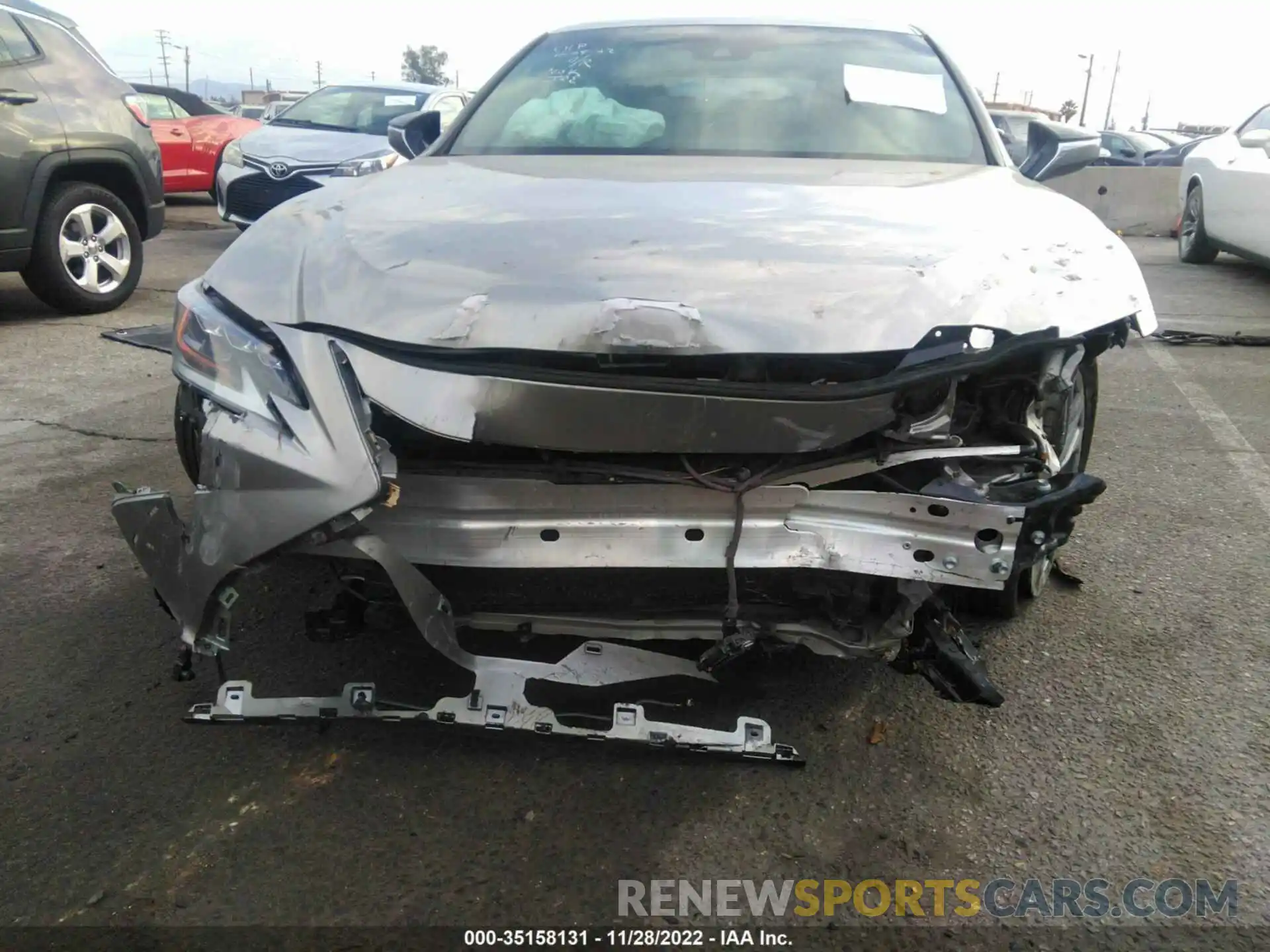 6 Photograph of a damaged car 58ABZ1B10KU027600 LEXUS ES 2019