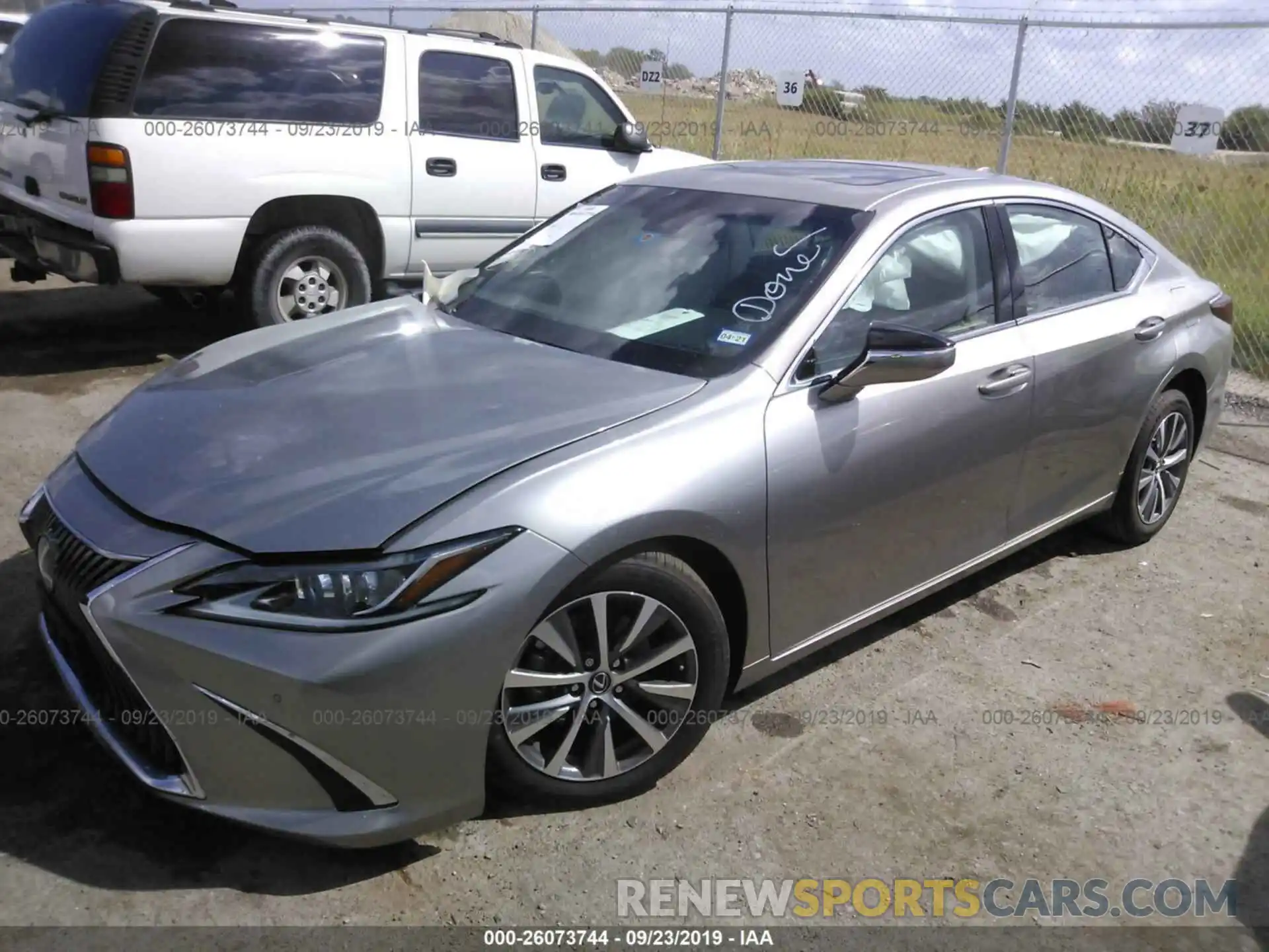 2 Photograph of a damaged car 58ABZ1B10KU035261 LEXUS ES 2019