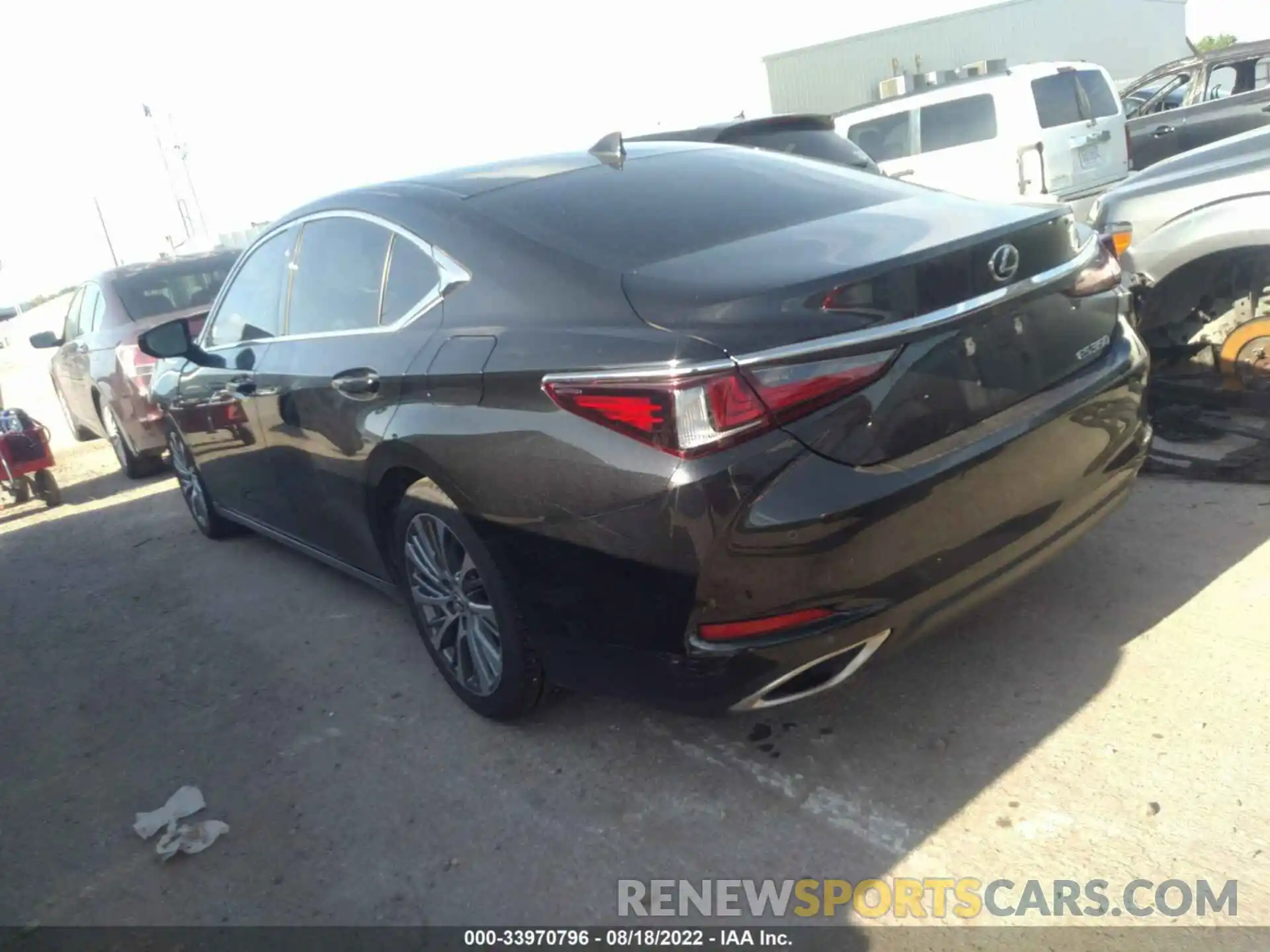 3 Photograph of a damaged car 58ABZ1B11KU014645 LEXUS ES 2019