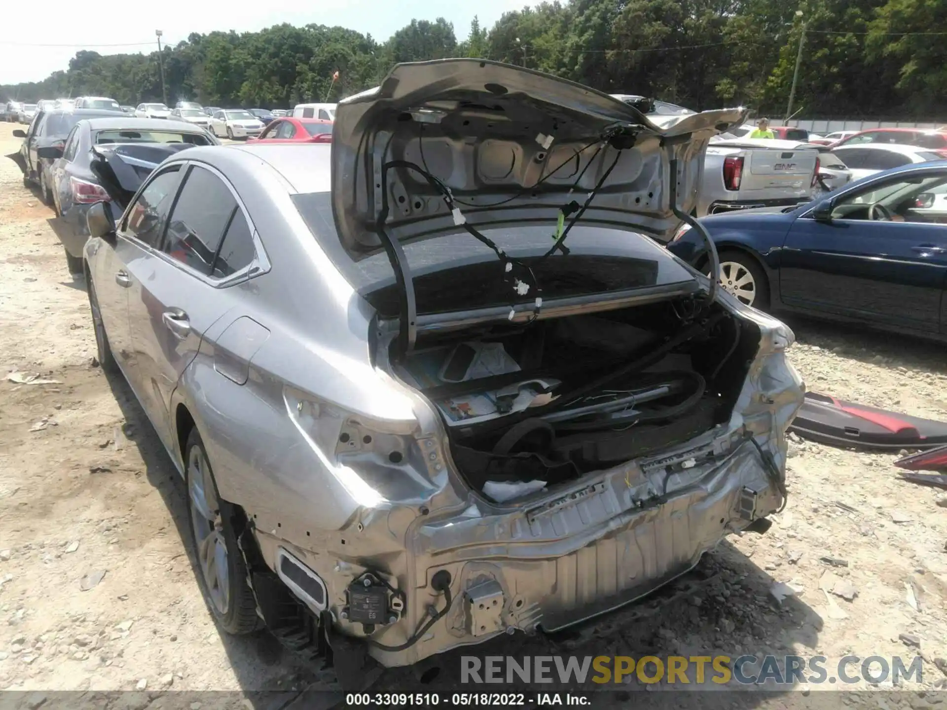 6 Photograph of a damaged car 58ABZ1B12KU005520 LEXUS ES 2019