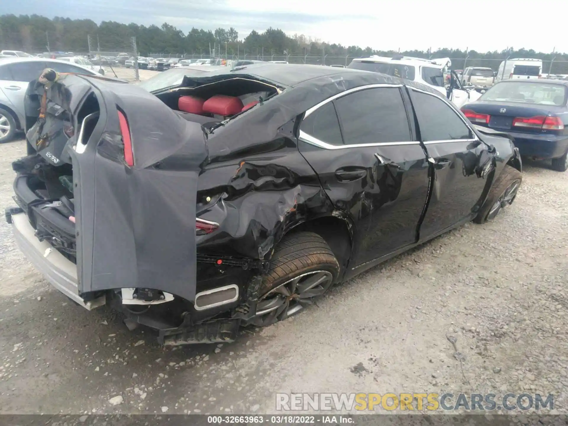 4 Photograph of a damaged car 58ABZ1B12KU006814 LEXUS ES 2019