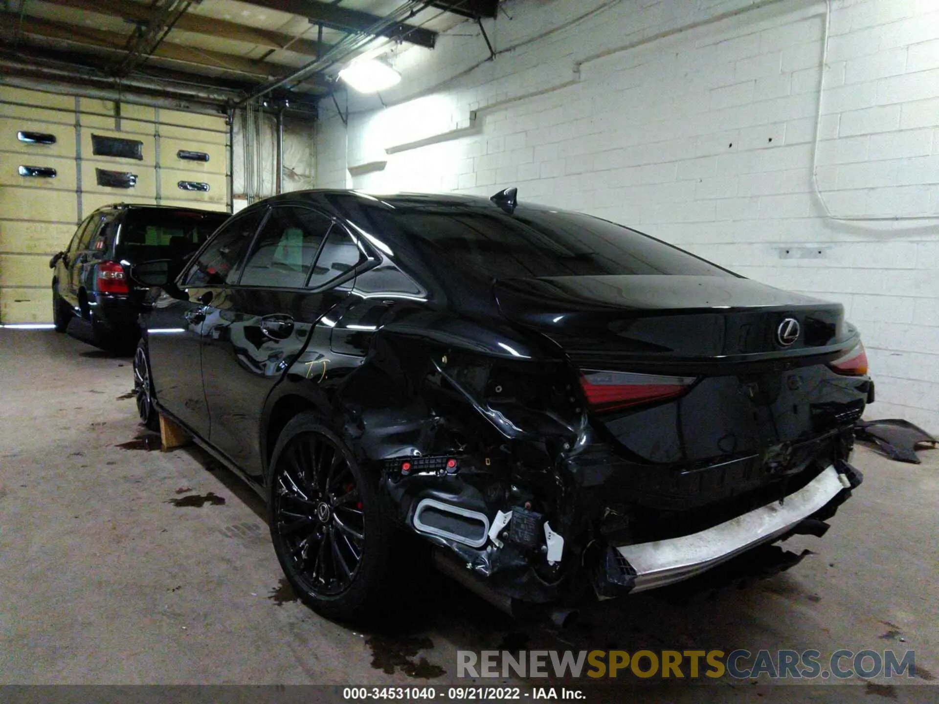 3 Photograph of a damaged car 58ABZ1B13KU014419 LEXUS ES 2019