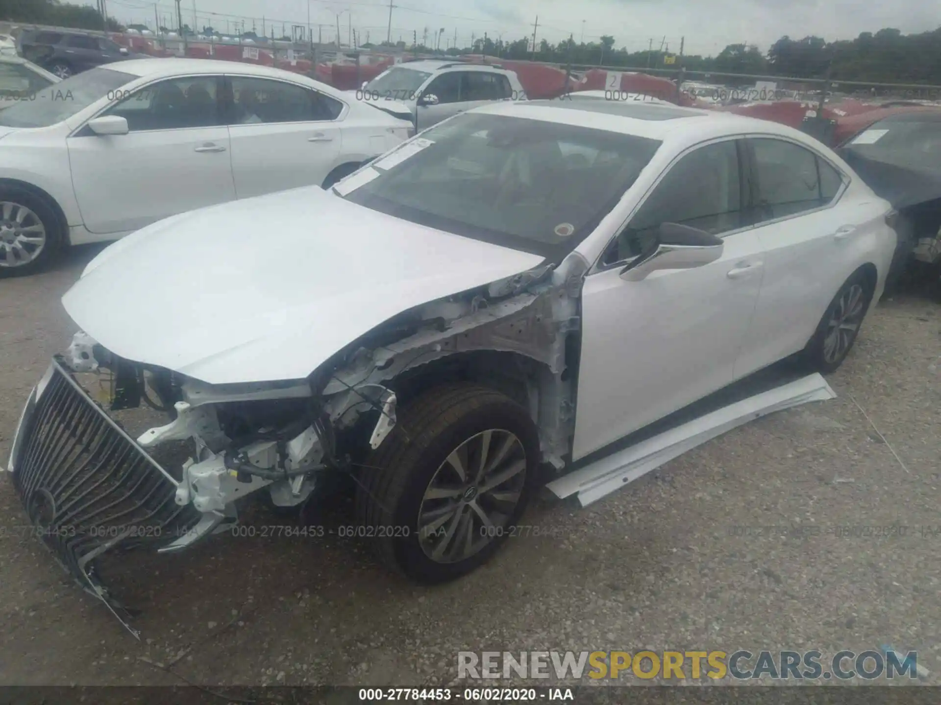 2 Photograph of a damaged car 58ABZ1B13KU015389 LEXUS ES 2019