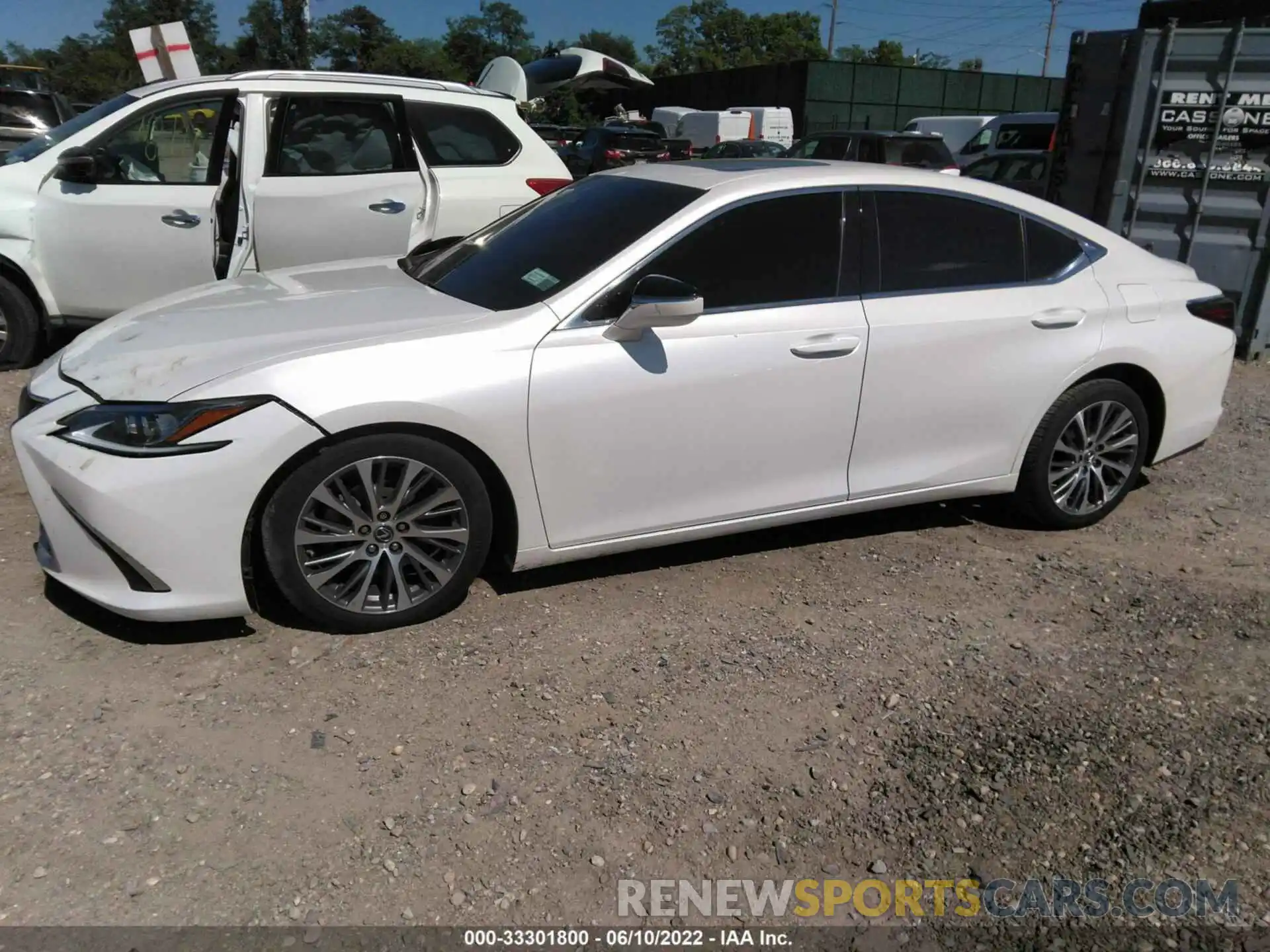 2 Photograph of a damaged car 58ABZ1B13KU016851 LEXUS ES 2019