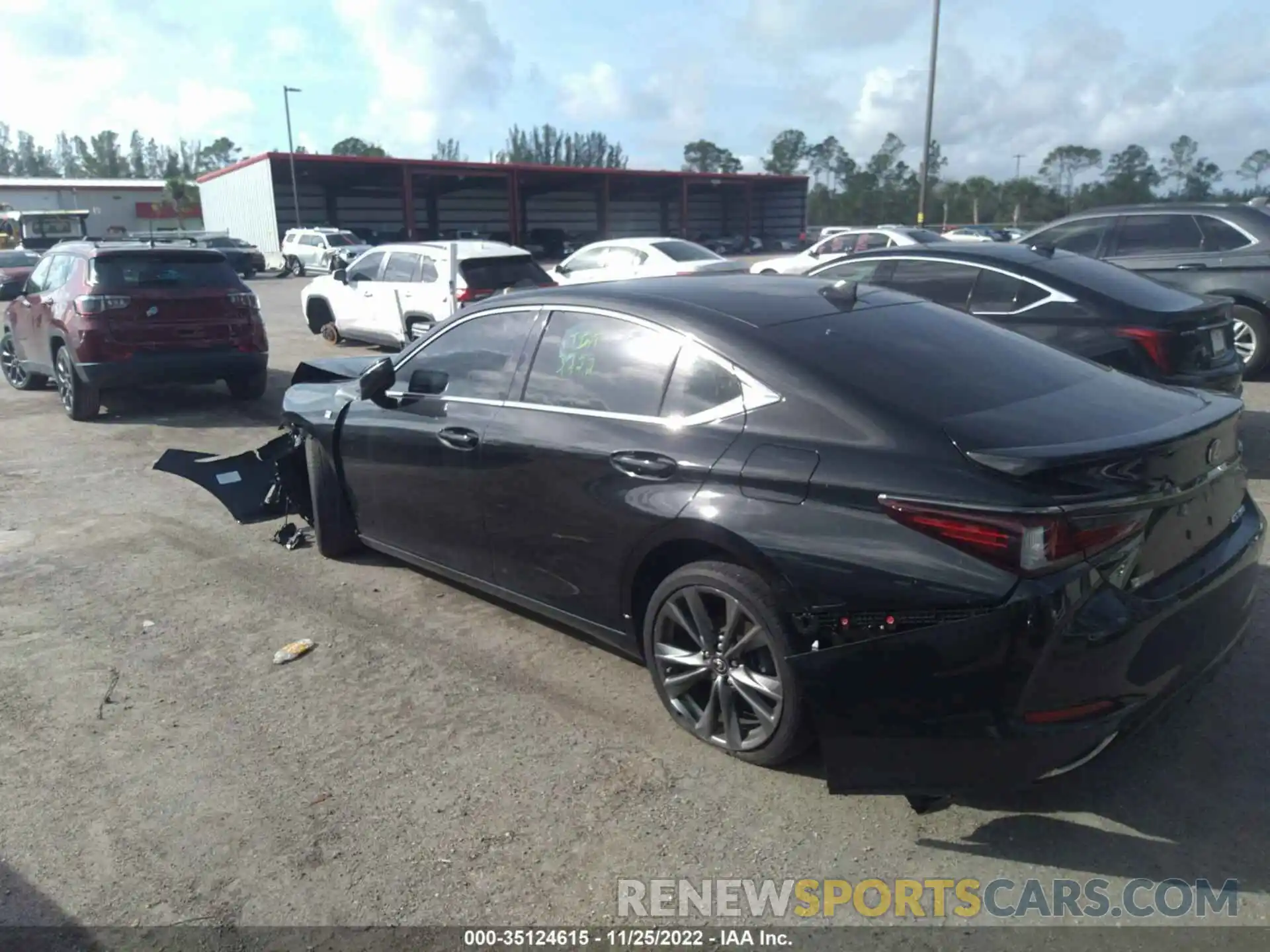 3 Photograph of a damaged car 58ABZ1B13KU027266 LEXUS ES 2019