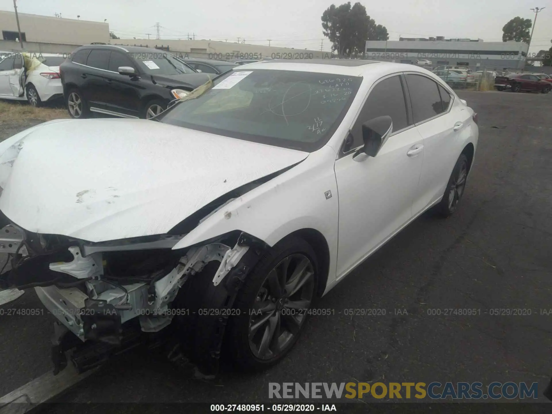 2 Photograph of a damaged car 58ABZ1B13KU030460 LEXUS ES 2019
