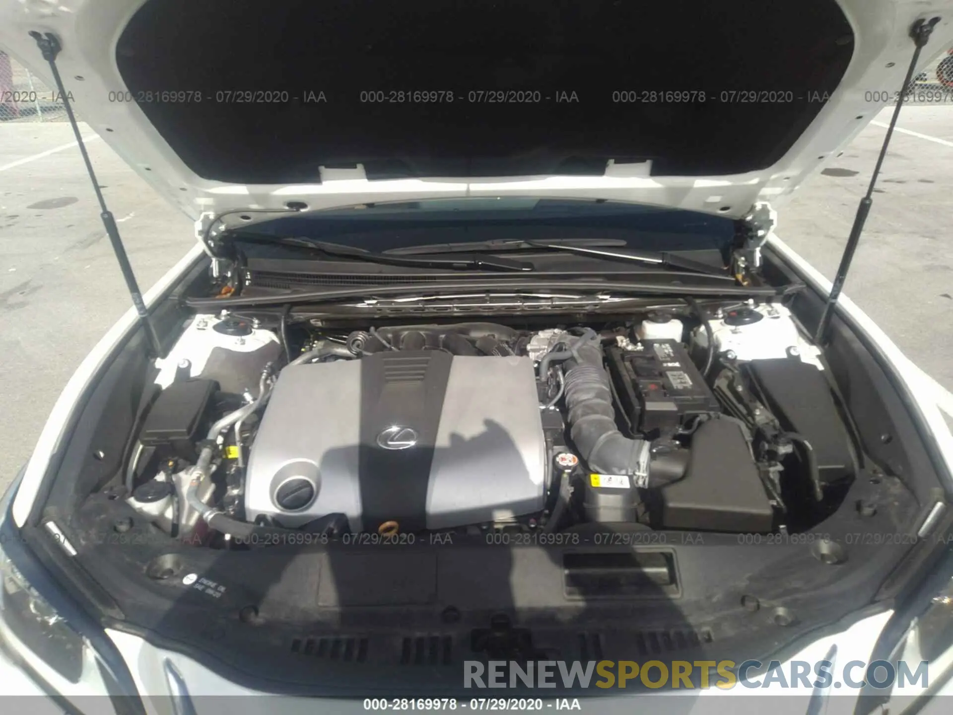 10 Photograph of a damaged car 58ABZ1B13KU039398 LEXUS ES 2019